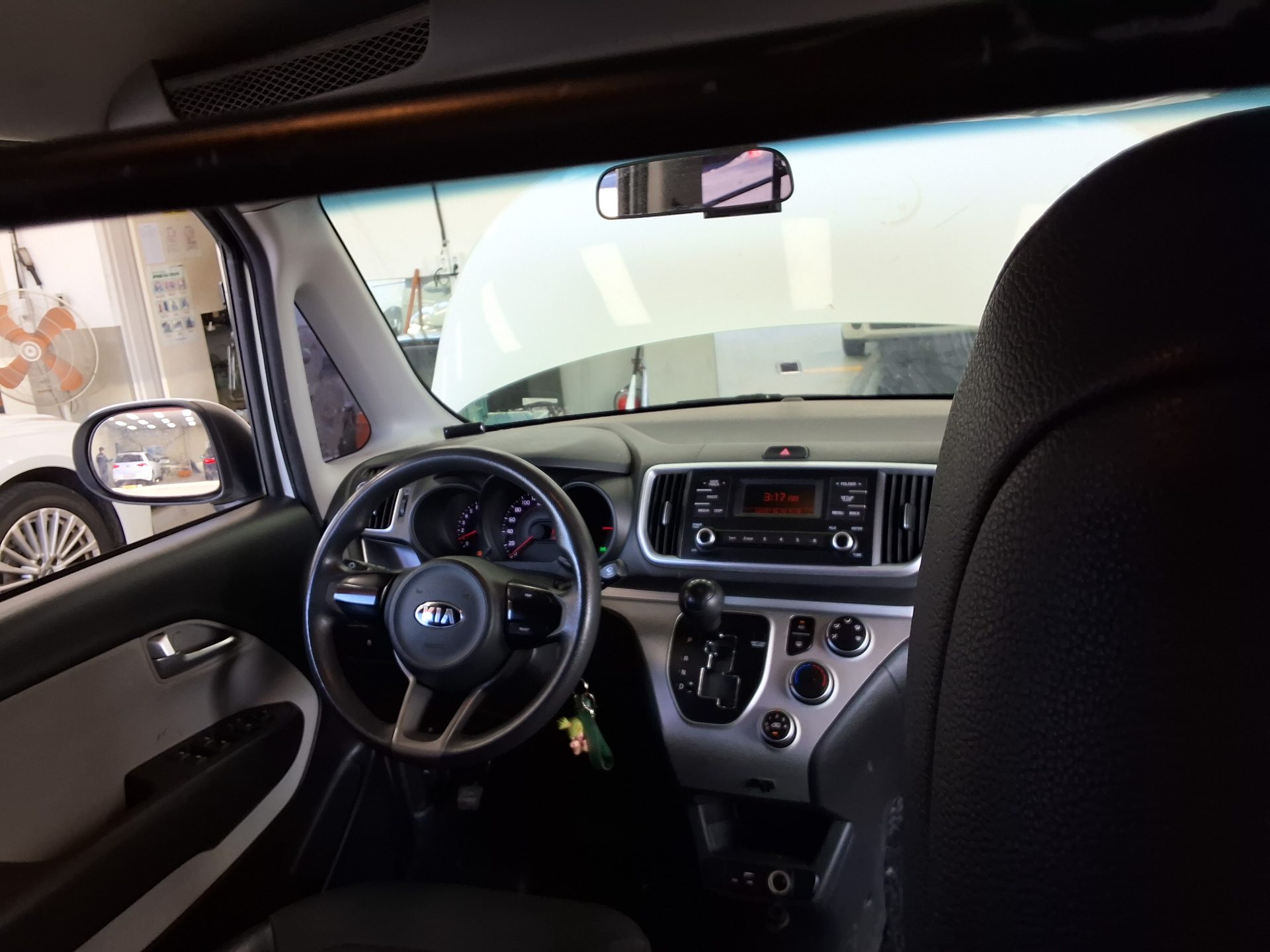 KIA THE NEW RAY VAN 2018 - zdjęcie 11