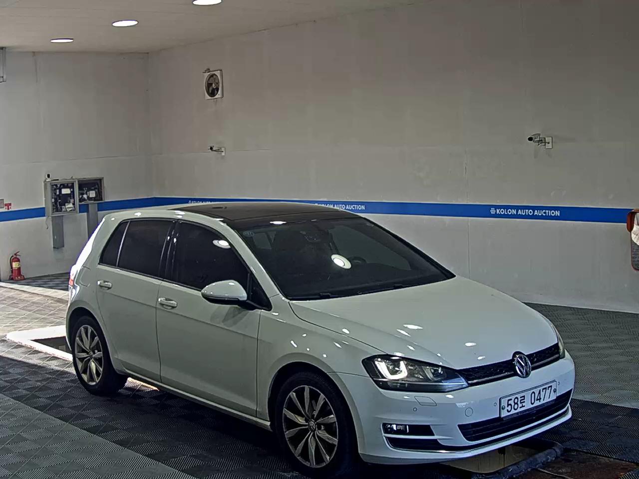 VOLKSWAGEN GOLF (7TH GEN) 2.0 TDI 2016 - zdjęcie 3