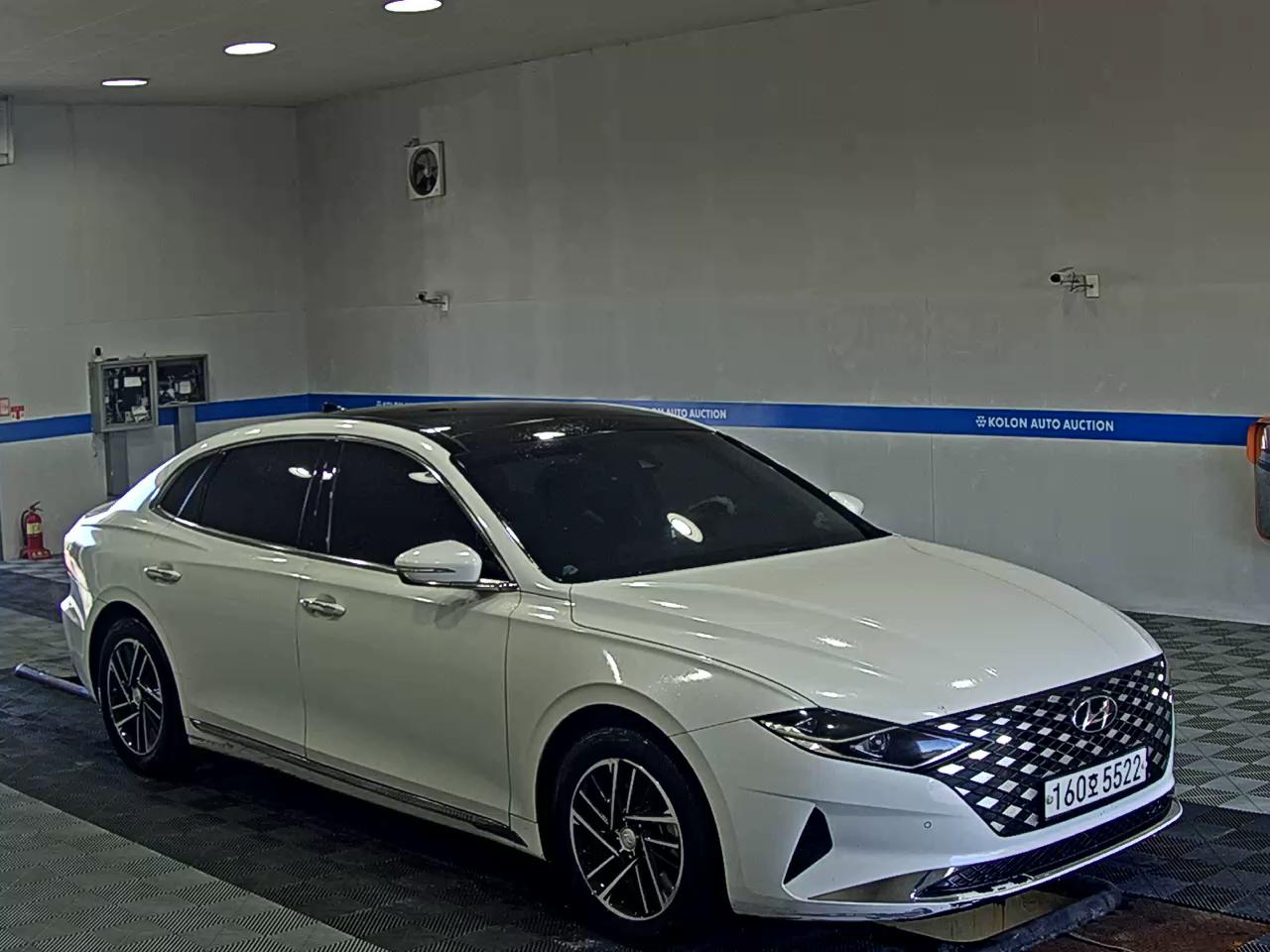 HYUNDAI THE NEW GRANDEUR IG LPi 3.0 RENTAL CAR MODERN 2021 - zdjęcie 3