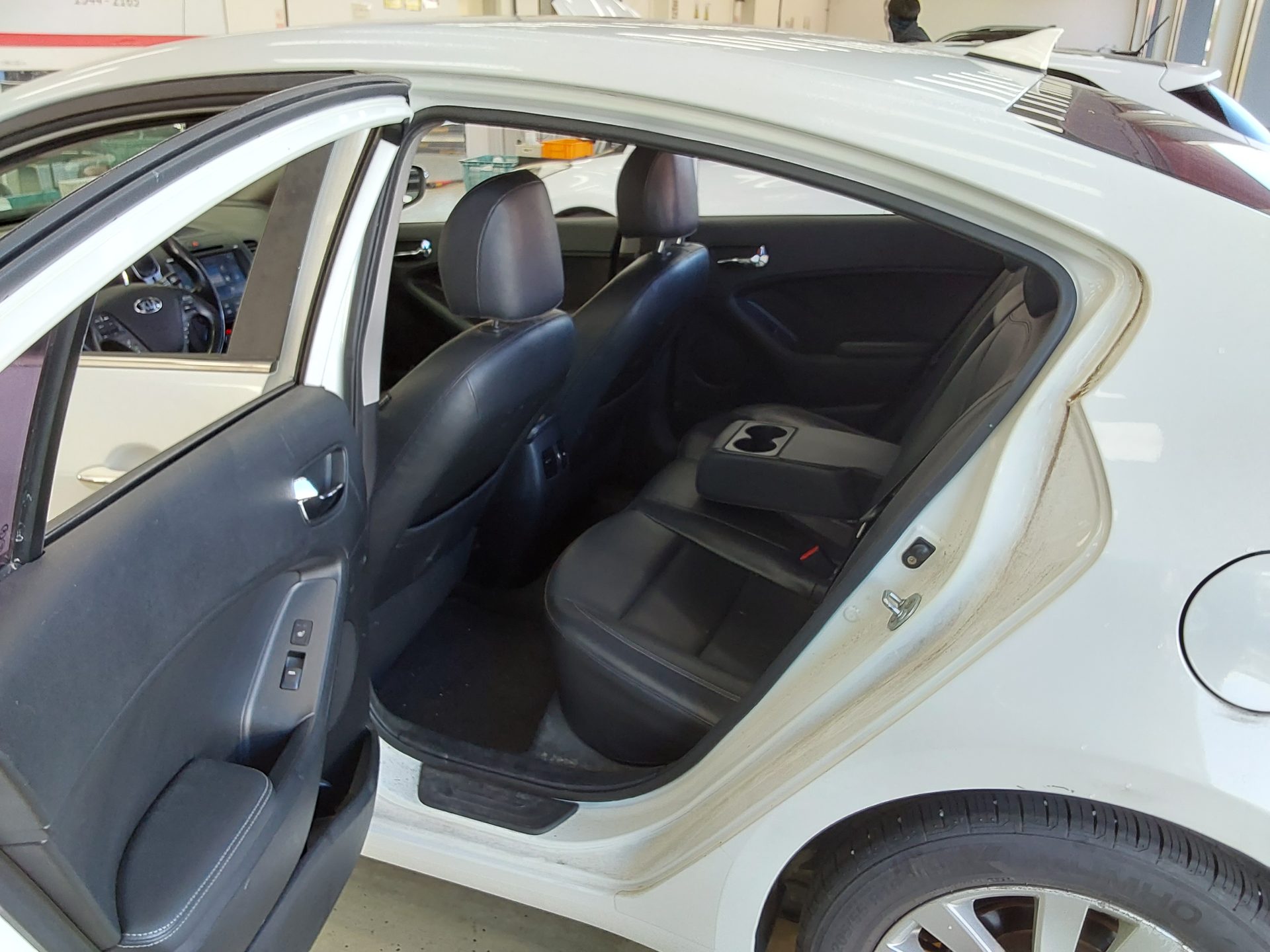 KIA K3 1.6 DIESEL NOBLESSE 2014 - zdjęcie 12