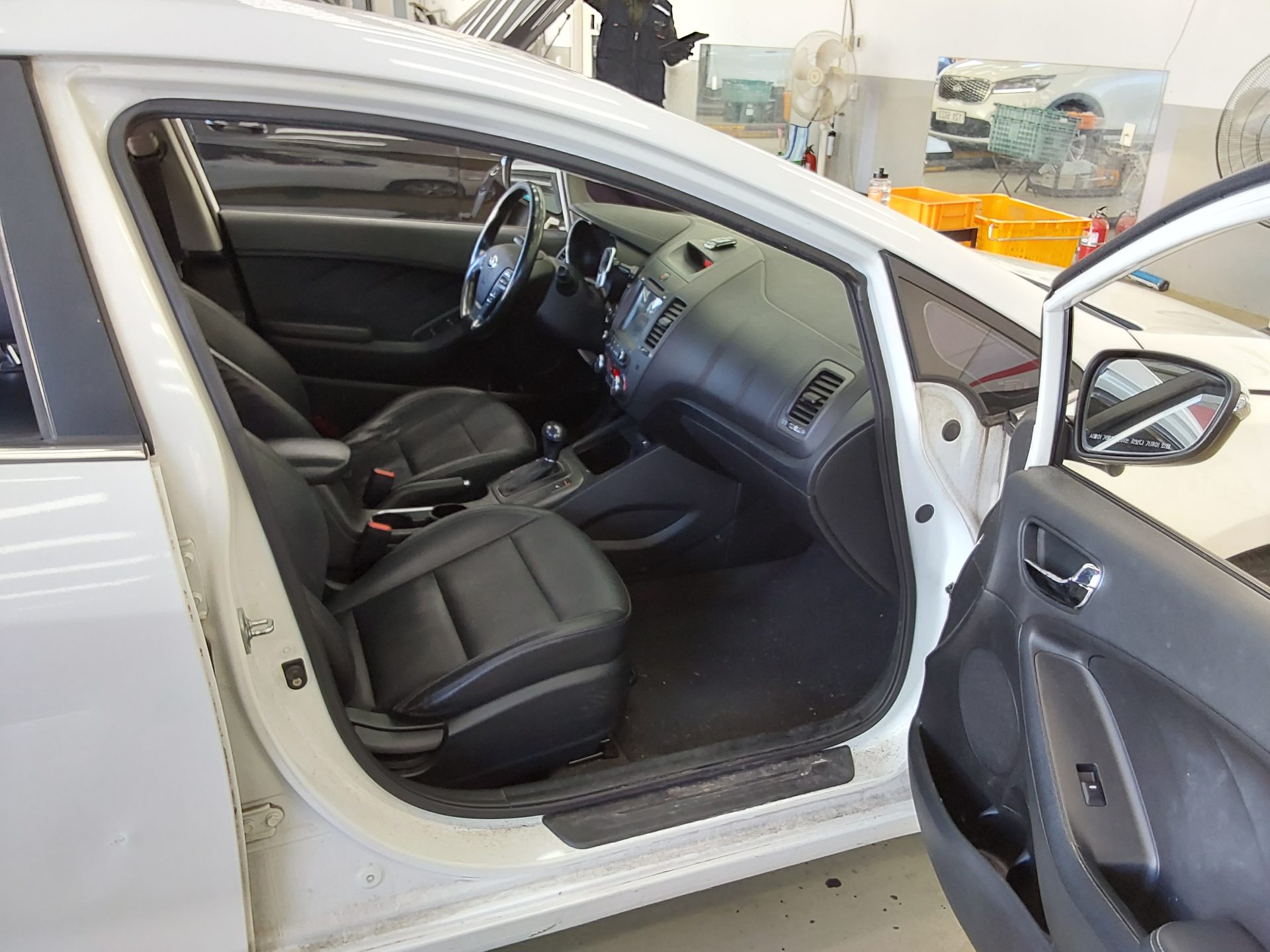 KIA K3 1.6 DIESEL NOBLESSE 2014 - zdjęcie 14