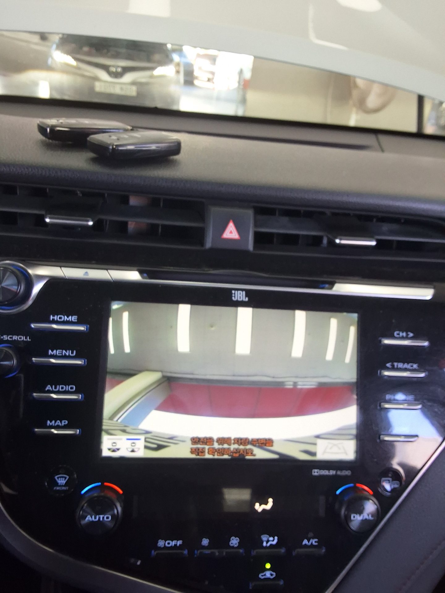 TOYOTA CAMRY (10TH GEN) 2.5 2018 - zdjęcie 20