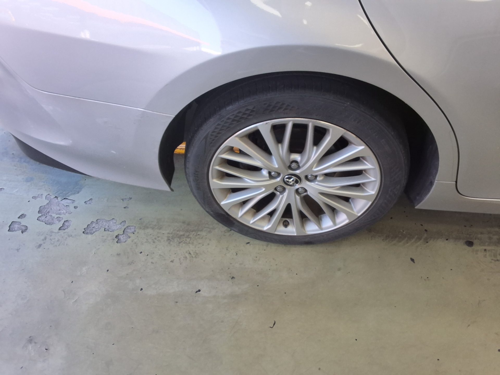 TOYOTA CAMRY (10TH GEN) 2.5 2018 - zdjęcie 26