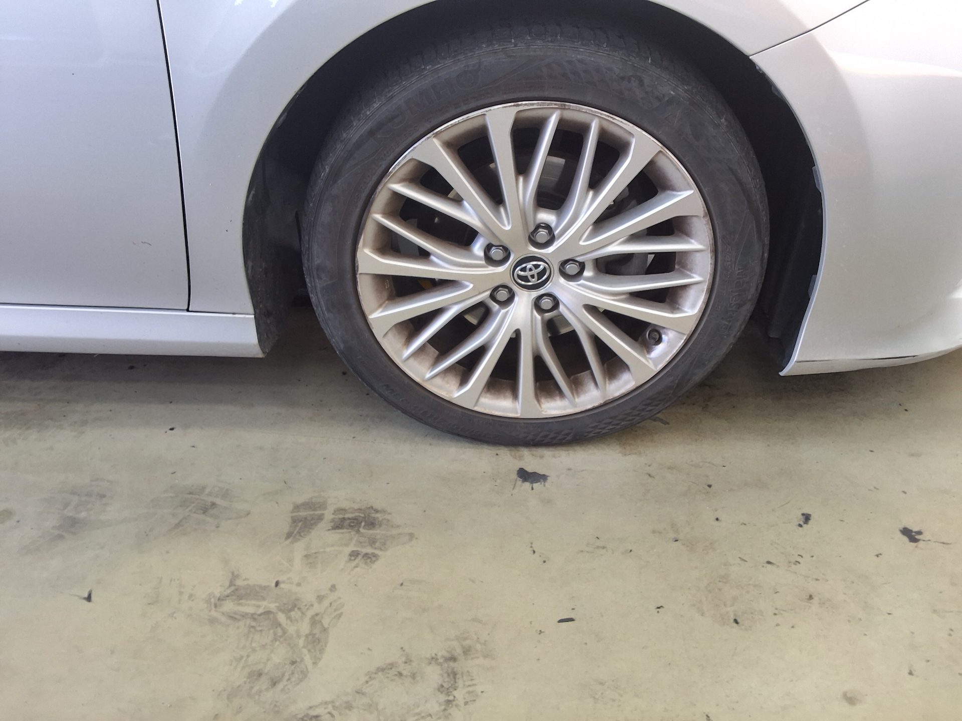 TOYOTA CAMRY (10TH GEN) 2.5 2018 - zdjęcie 25