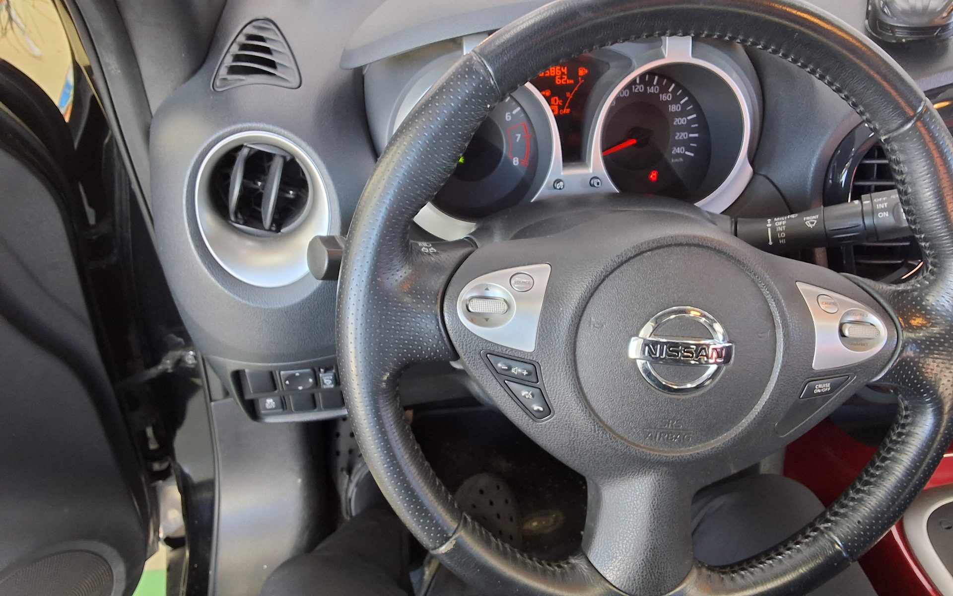 NISSAN JUKE 1.6 SV 2014 - zdjęcie 17