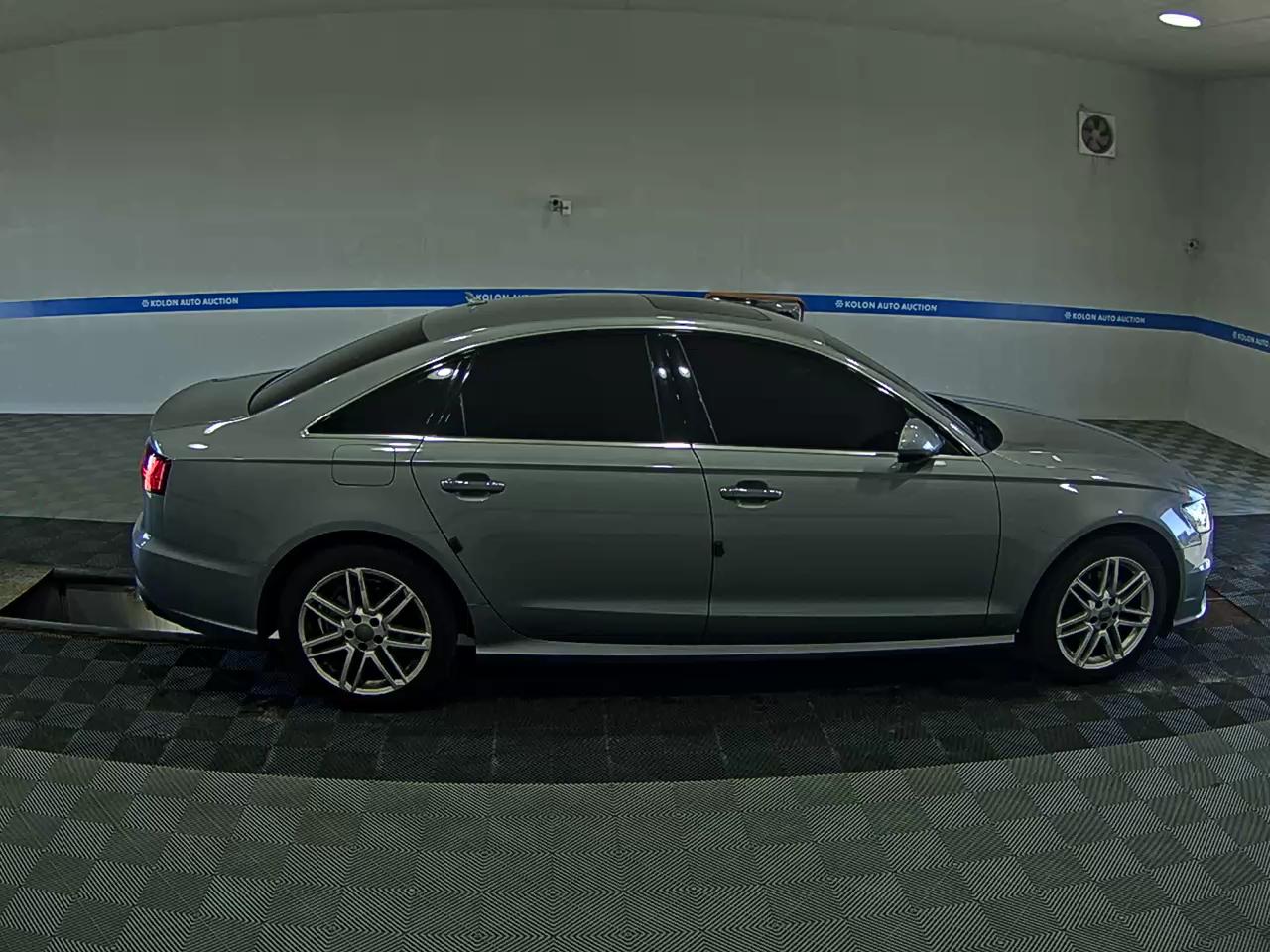 AUDI A6 (4TH GEN) 35 TDI COMFORT 2016 - zdjęcie 4