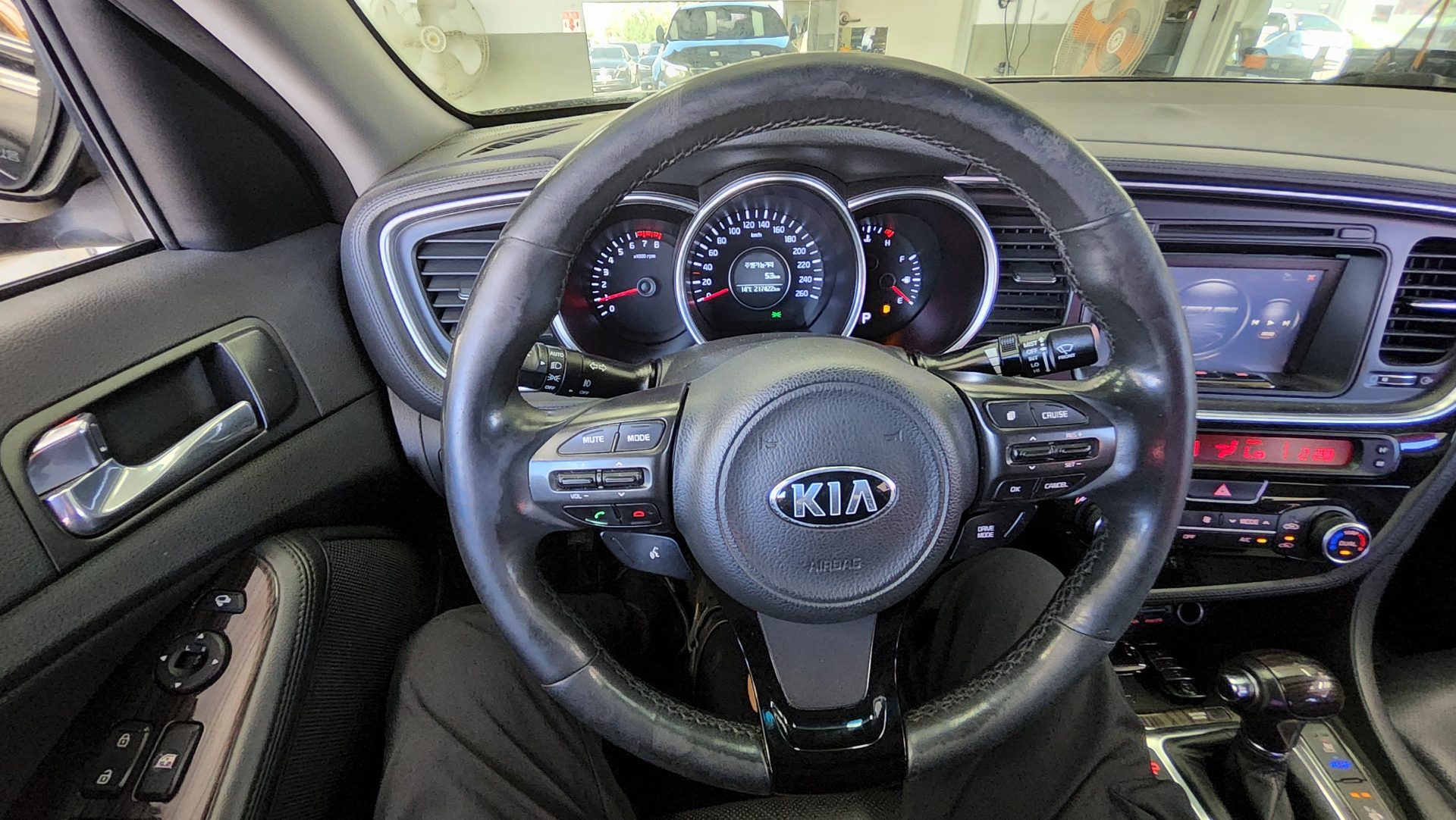 KIA THE NEW K5 2.0 CVVL WORLD CUP SPECIAL 2015 - zdjęcie 17