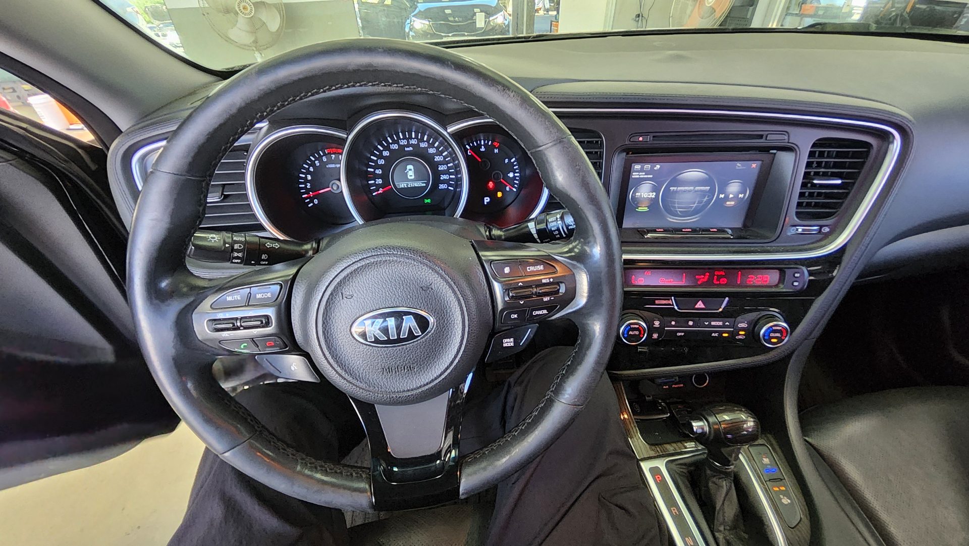 KIA THE NEW K5 2.0 CVVL WORLD CUP SPECIAL 2015 - zdjęcie 18