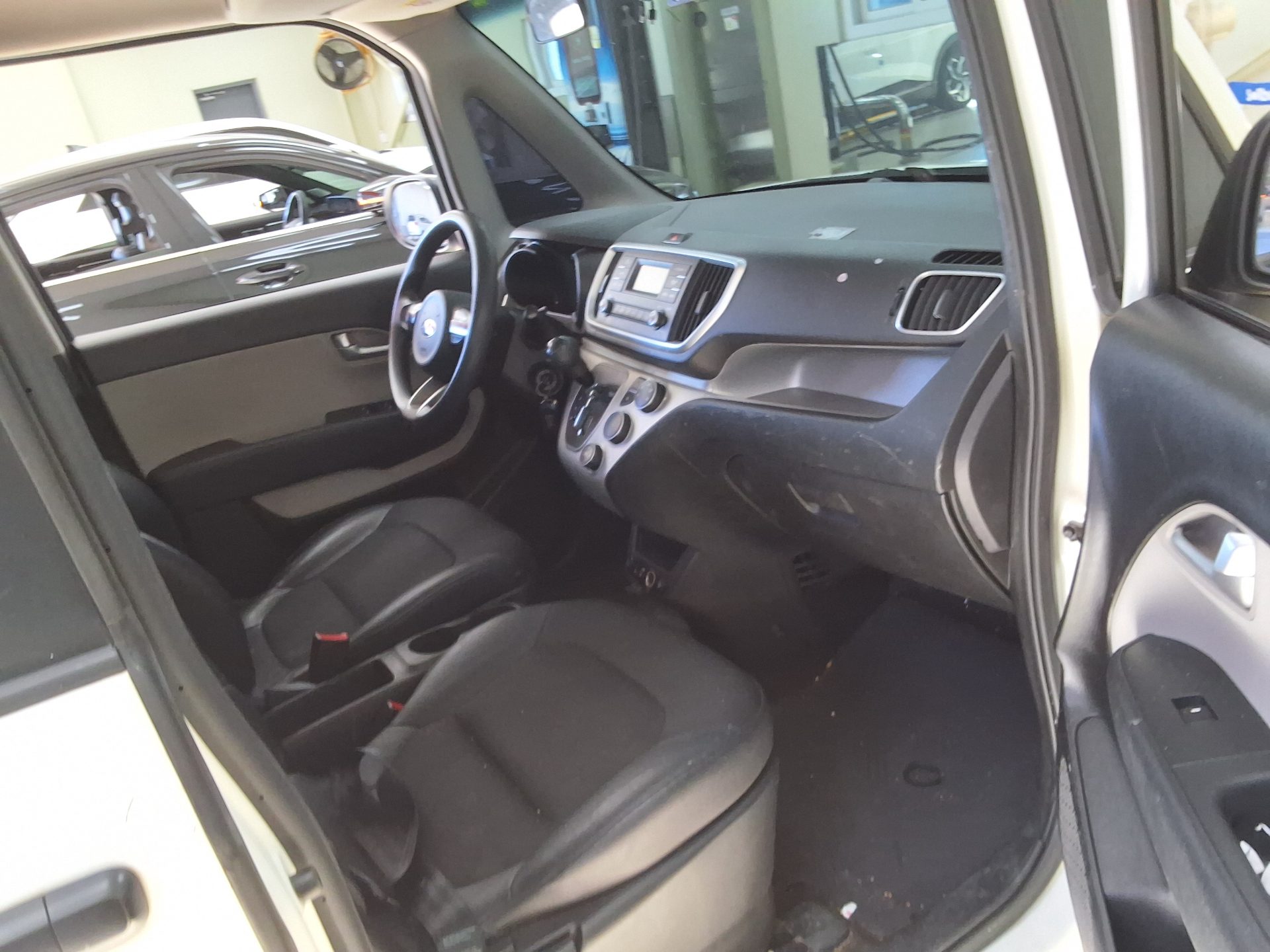 KIA THE NEW RAY VAN 2018 - zdjęcie 15