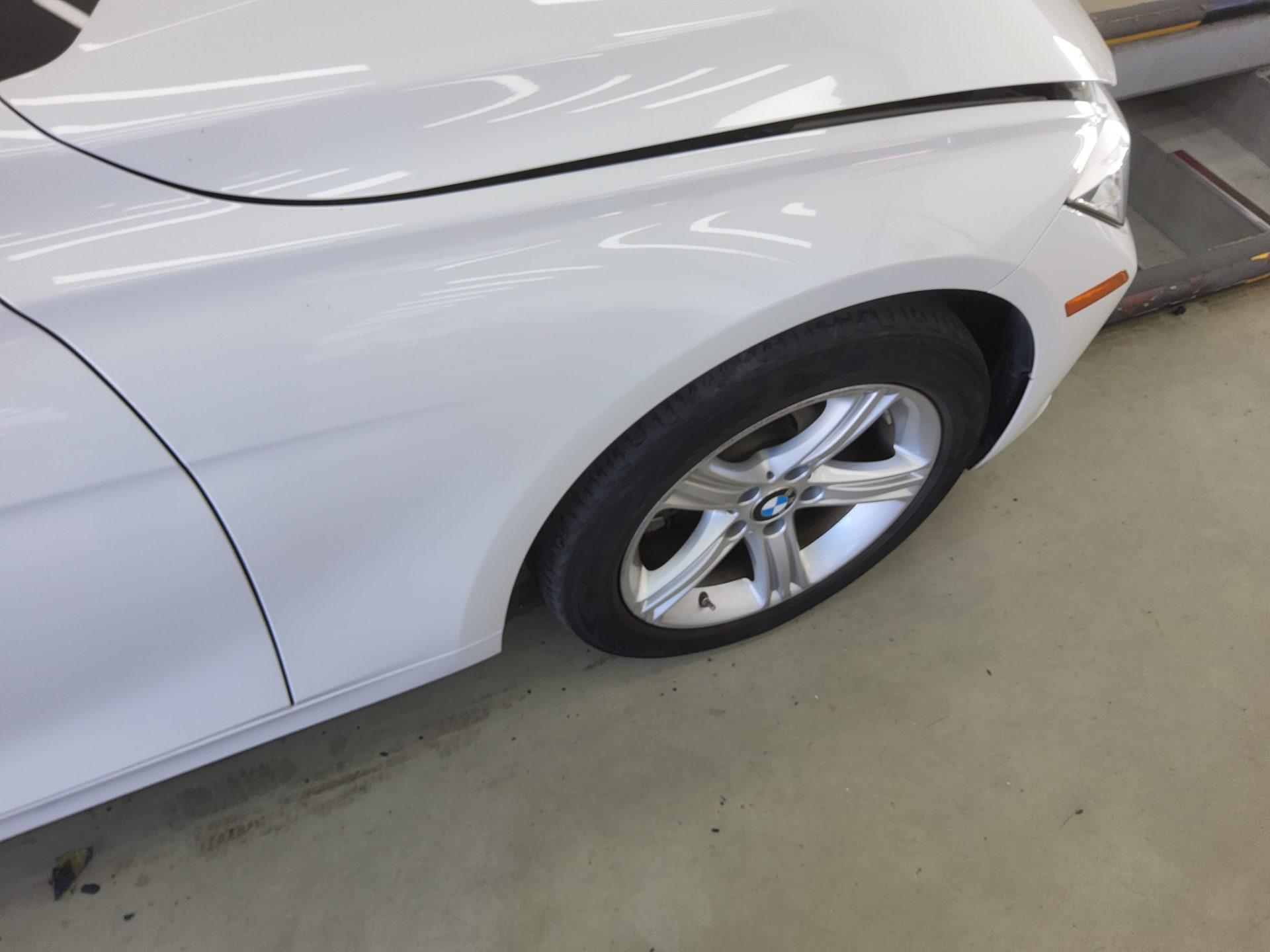 BMW 3 SERIES (6TH GEN) 320d 2015 - zdjęcie 22