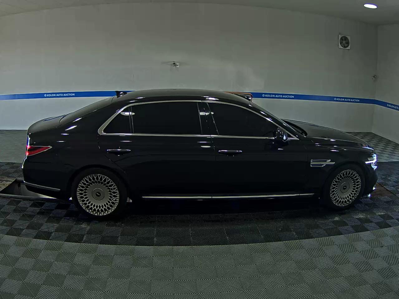 GENESIS G90 5.0 AWD PRESTIGE 2019 - zdjęcie 4