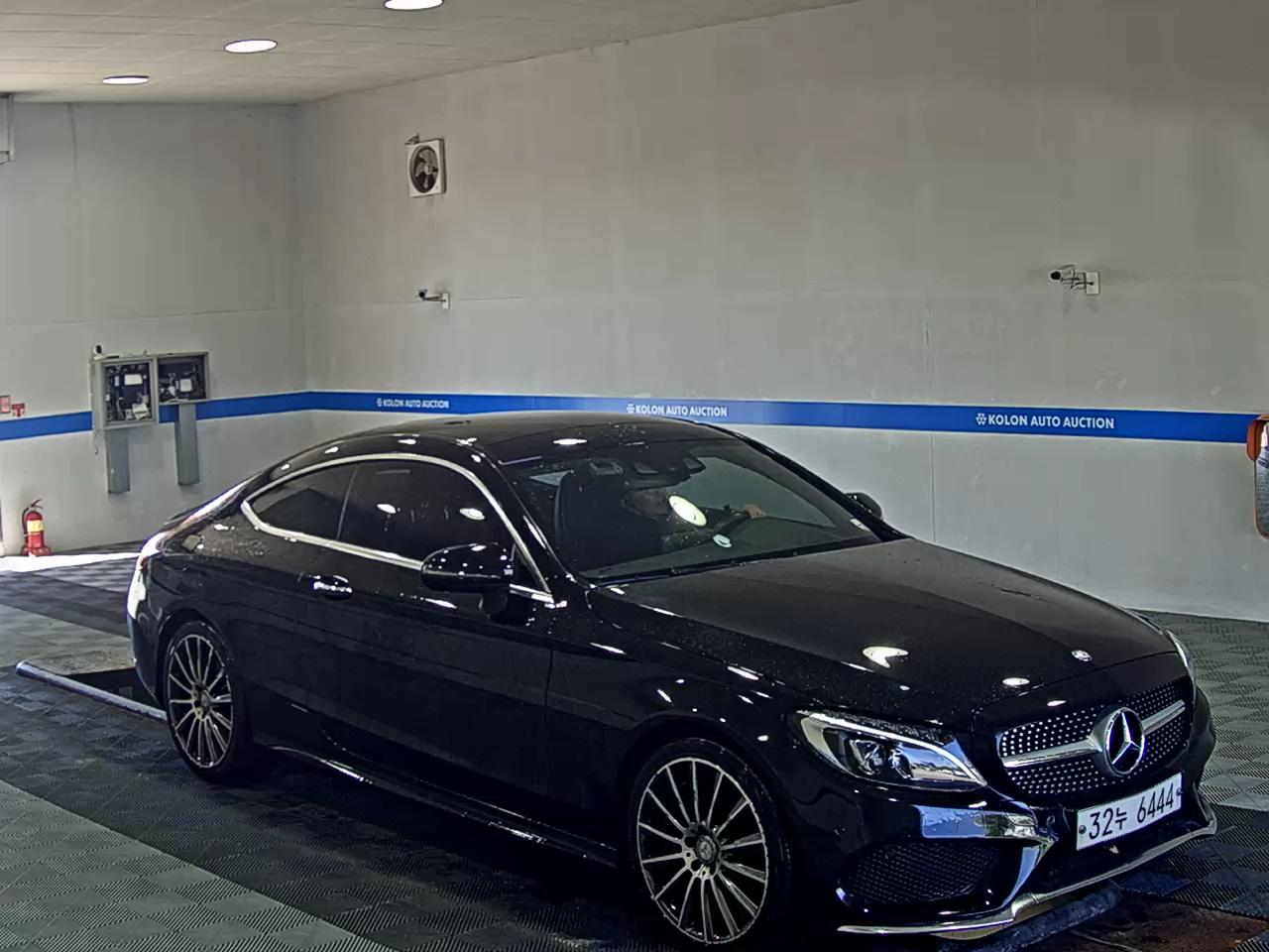 MERCEDES-BENZ C-CLASS (4TH GEN) C200 COUPE 2016 - zdjęcie 3