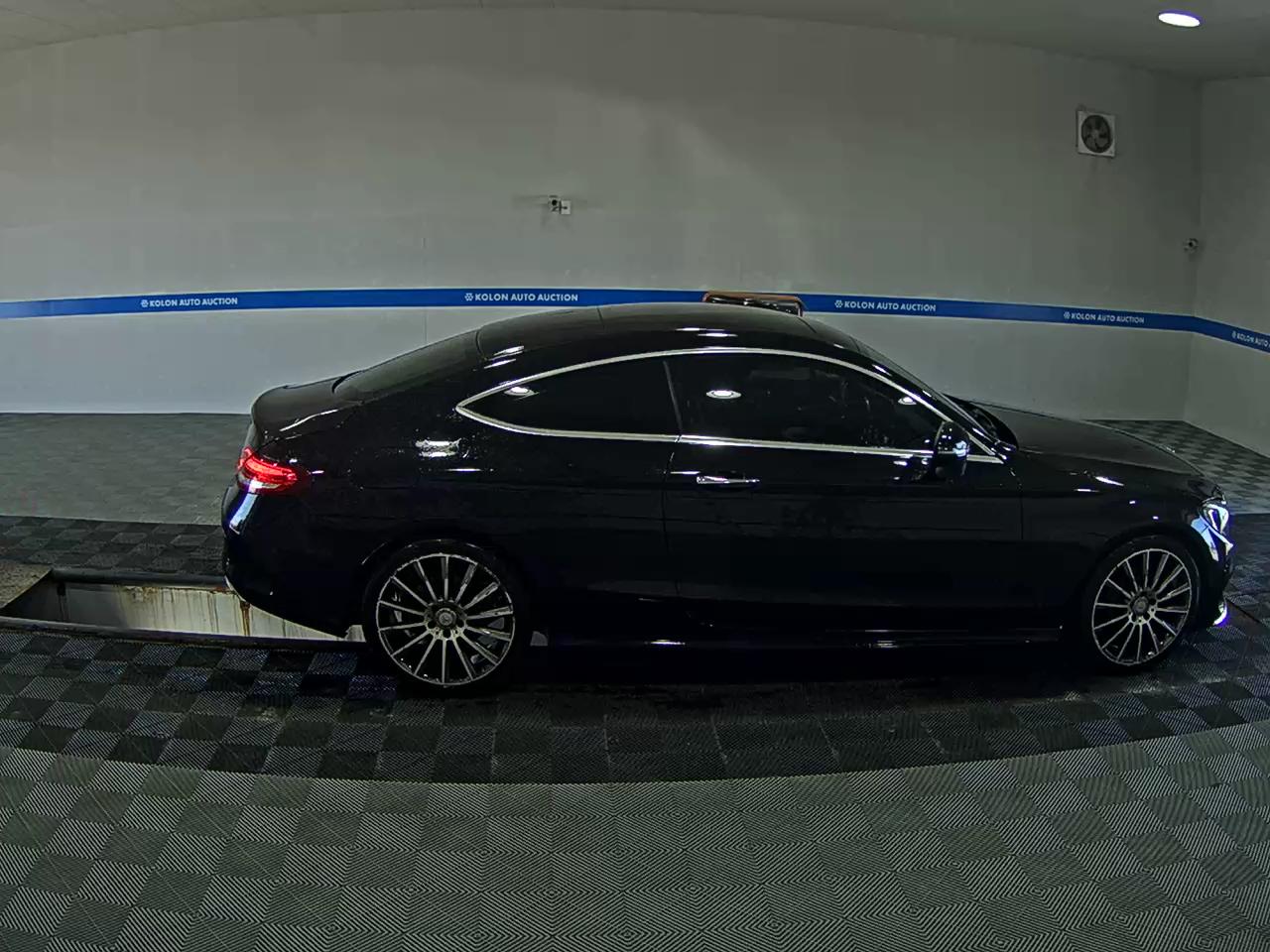 MERCEDES-BENZ C-CLASS (4TH GEN) C200 COUPE 2016 - zdjęcie 4