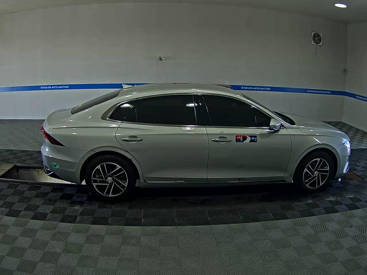 HYUNDAI THE NEW GRANDEUR IG LPi 3.0 BUSINESS DELUXE TYPE 2022 - zdjęcie 4