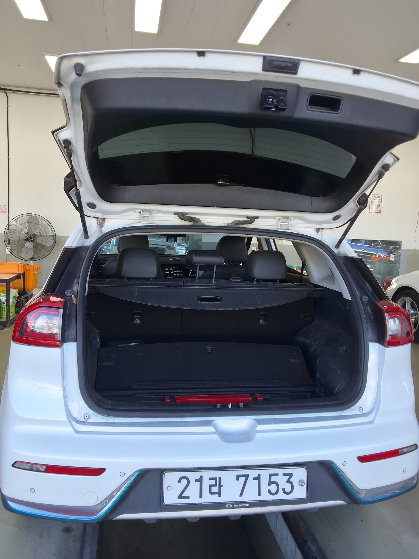 KIA NIRO 1.6 PHEV NOBLESSE 2018 - zdjęcie 15