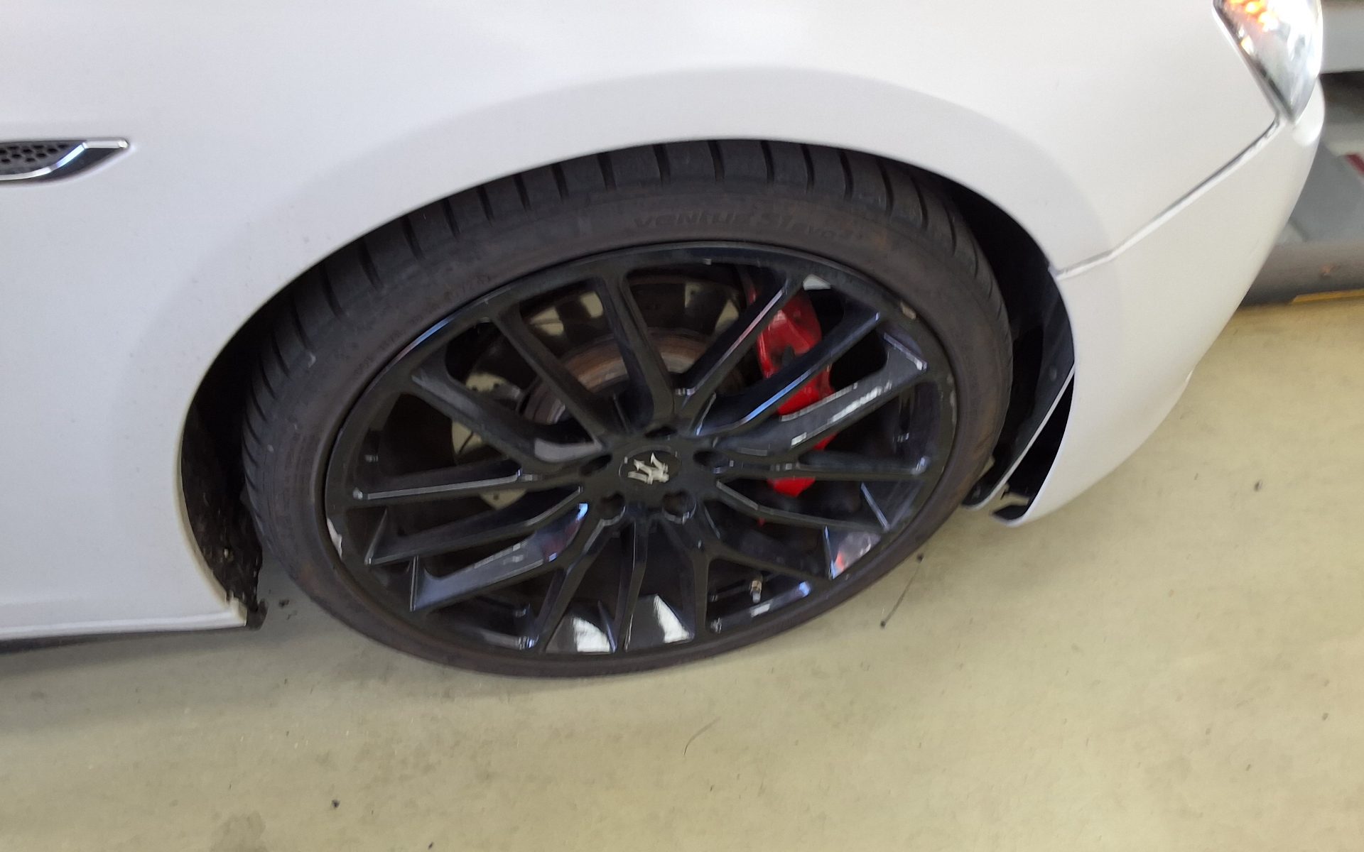 MASERATI GHIBLI (3RD GEN) 3.0S Q4 2014 - zdjęcie 28