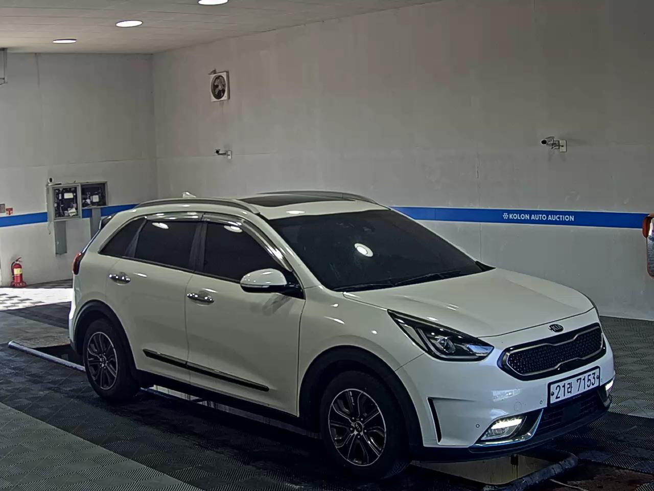 KIA NIRO 1.6 PHEV NOBLESSE 2018 - zdjęcie 3