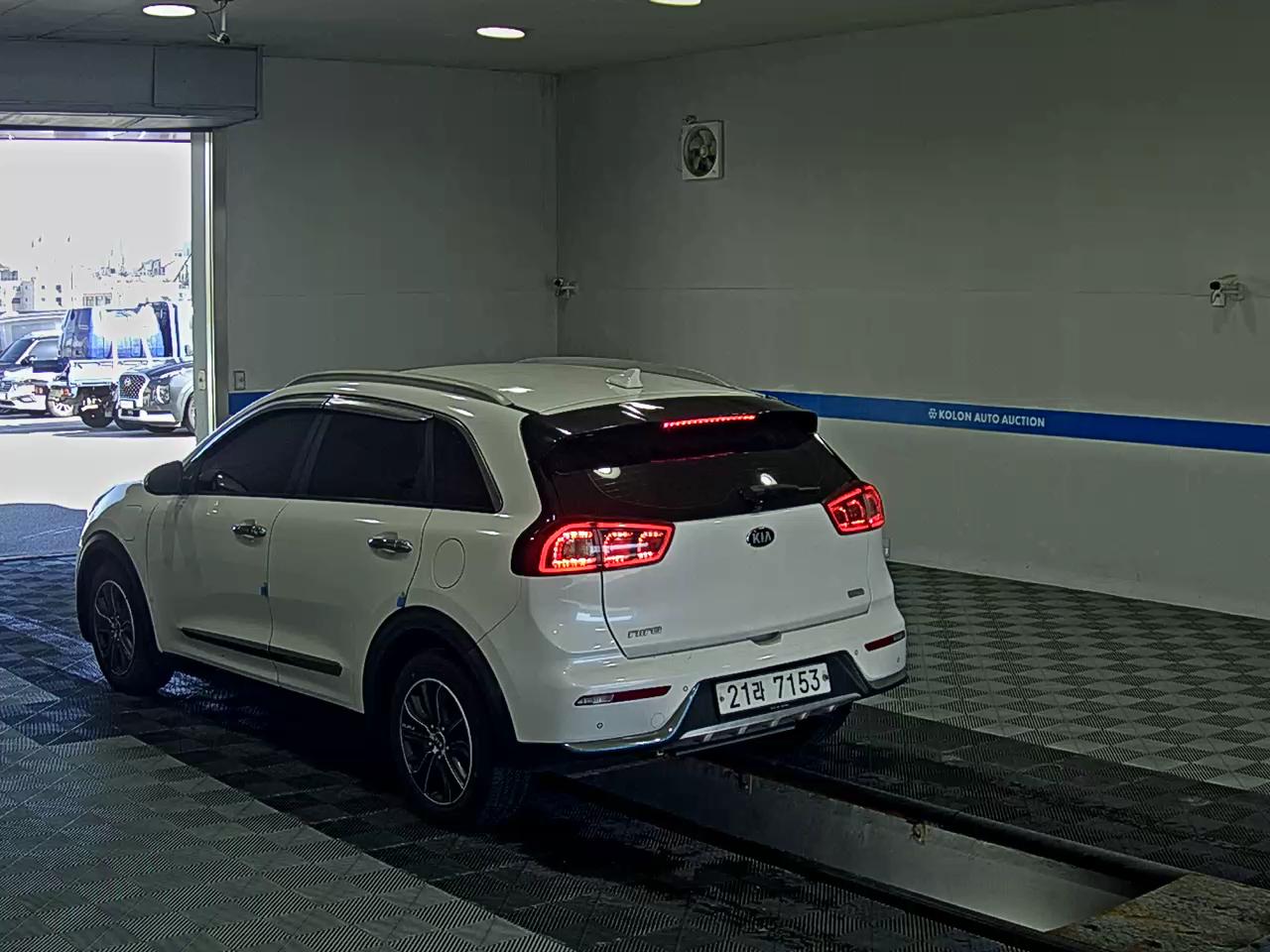 KIA NIRO 1.6 PHEV NOBLESSE 2018 - zdjęcie 6