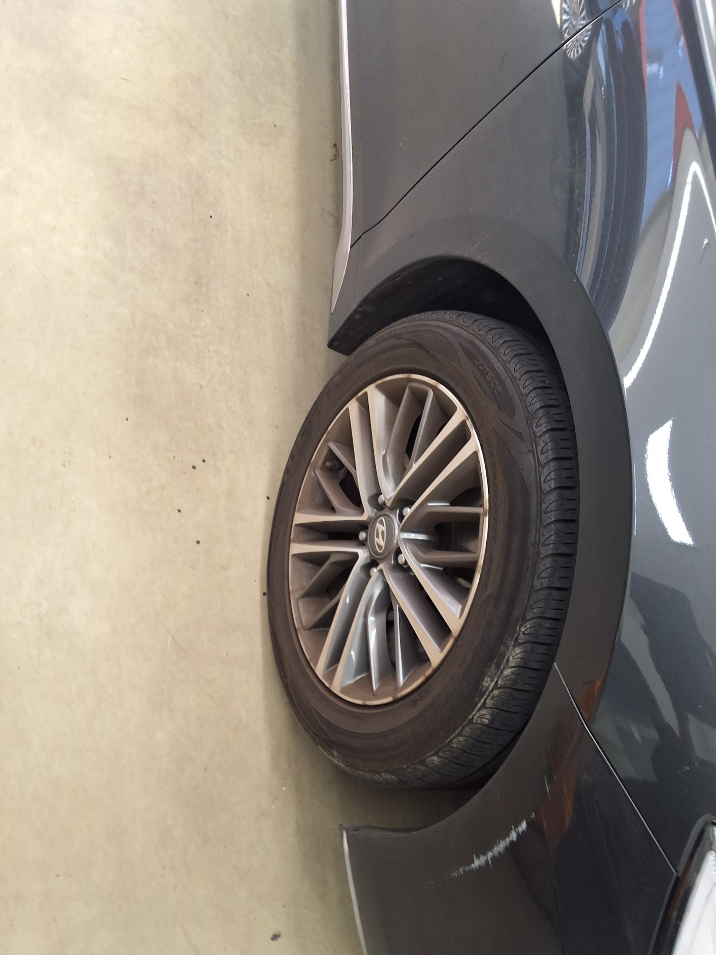 HYUNDAI GRANDEUR IG 2.4 GDi PREMIUM 2019 - zdjęcie 20