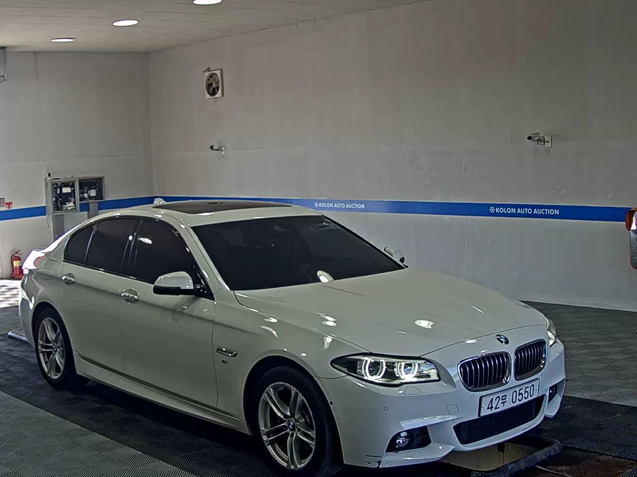BMW 5 SERIES (6TH GEN) 520d xDRIVE M AERODYNAMIC 2016 - zdjęcie 3