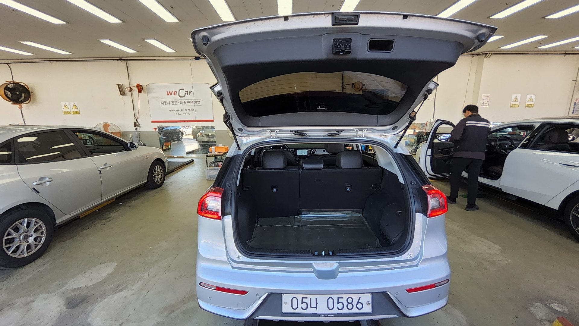KIA NIRO 1.6 HYBRID PRESTIGE 2017 - zdjęcie 15