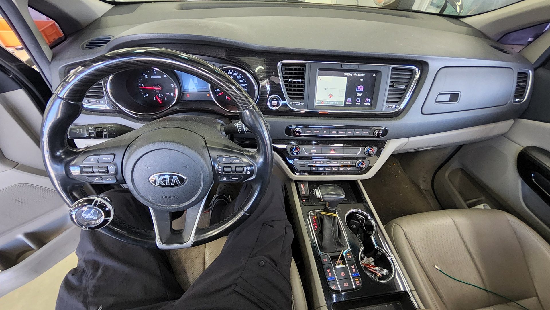 KIA THE NEW CARNIVAL 9-SEATER DIESEL NOBLESSE SPECIAL 2019 - zdjęcie 11
