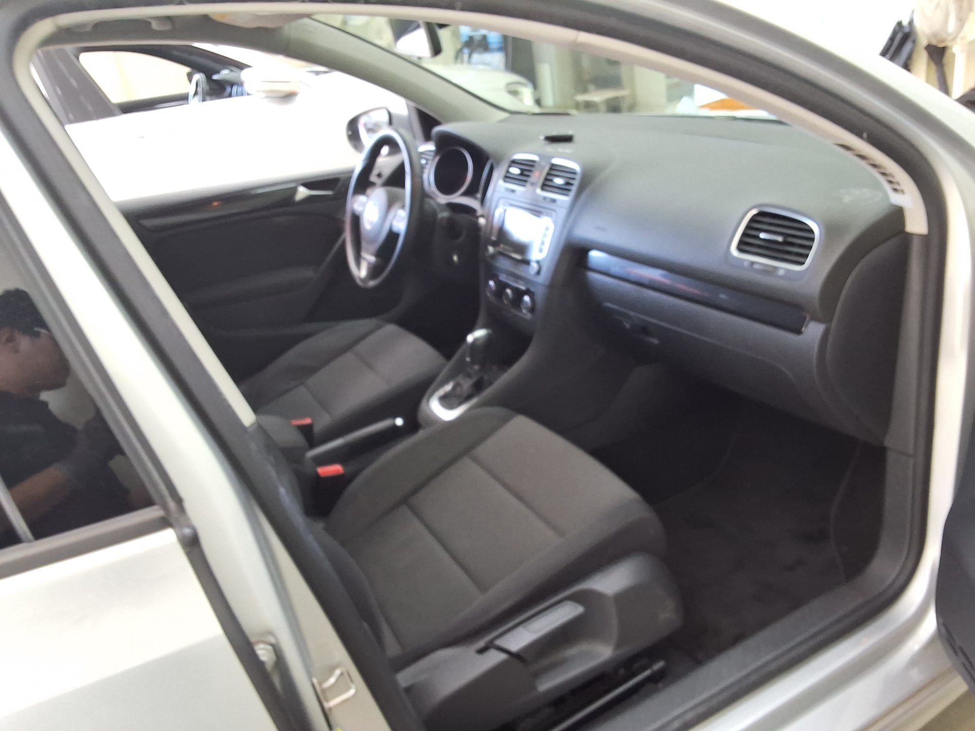VOLKSWAGEN GOLF (6TH GEN) 1.6 TDI BLUEMOTION STYLE EDITION 2013 - zdjęcie 15