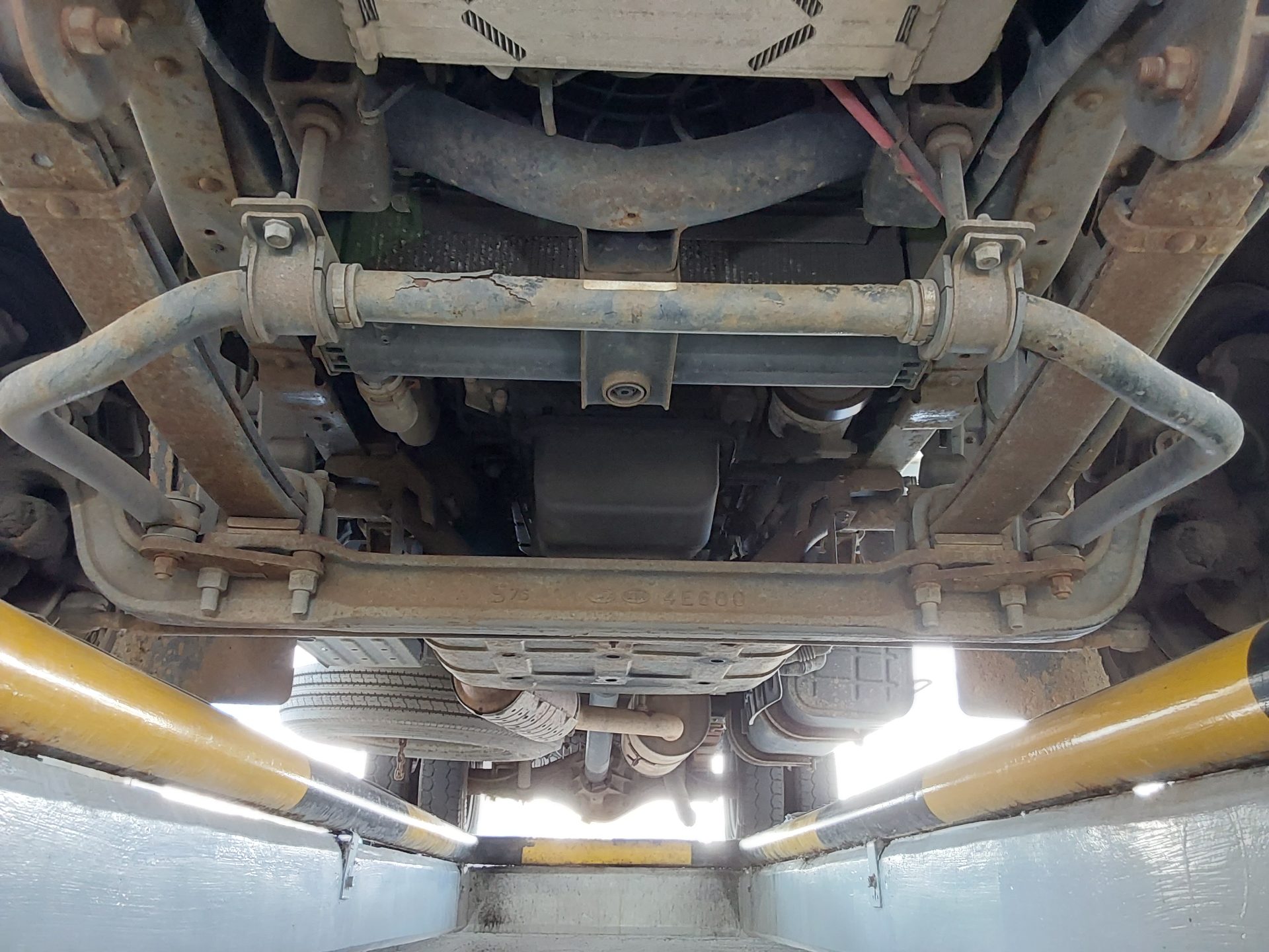 KIA BONGO III CARGO 1.2 TON KING CAB EXTRA LONG WHEELBASE 2019 - zdjęcie 18