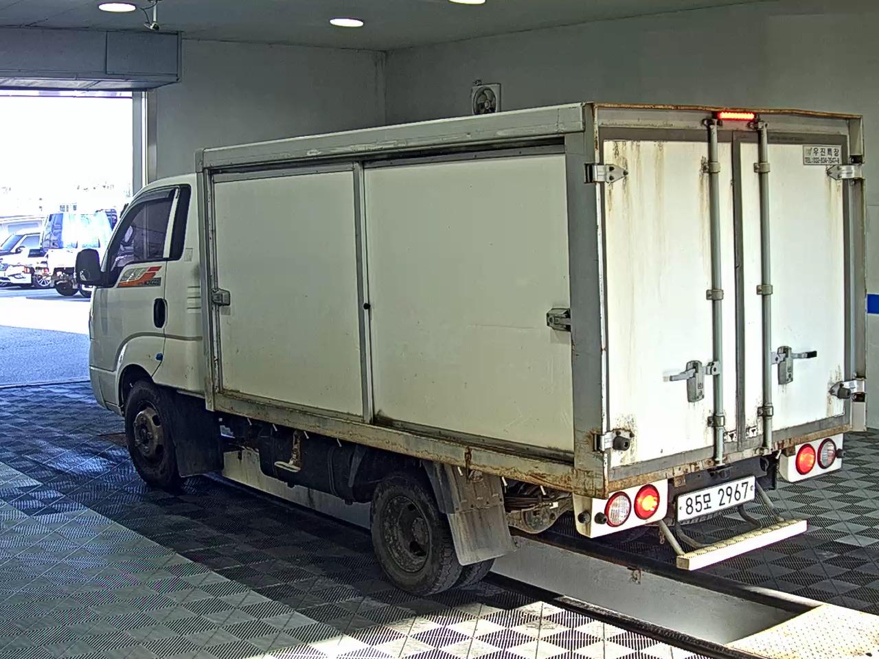 KIA BONGO III CARGO 1.2 TON KING CAB EXTRA LONG WHEELBASE 2019 - zdjęcie 6