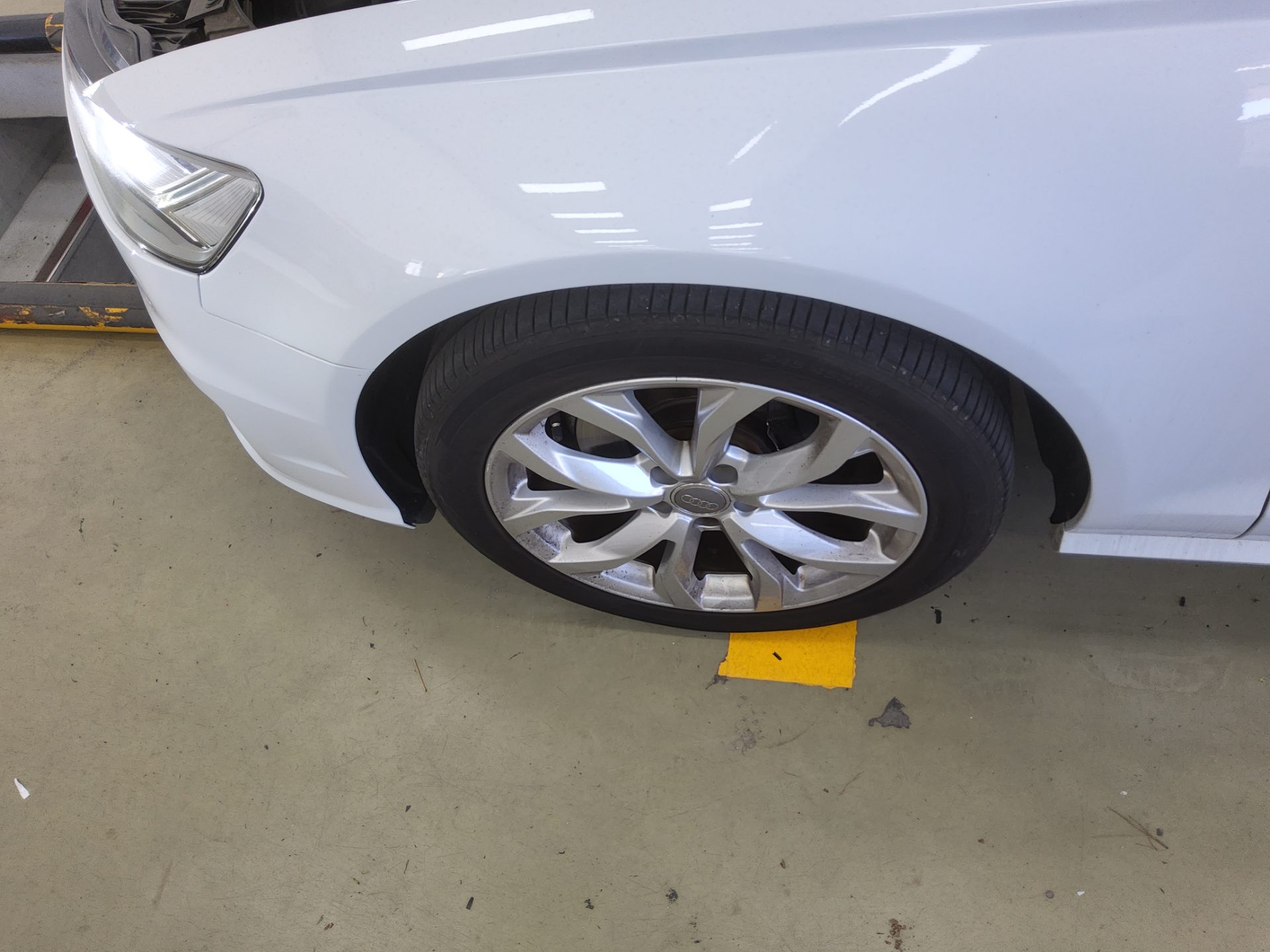 AUDI A6 (4TH GEN) 35 TDI PREMIUM 2016 - zdjęcie 21