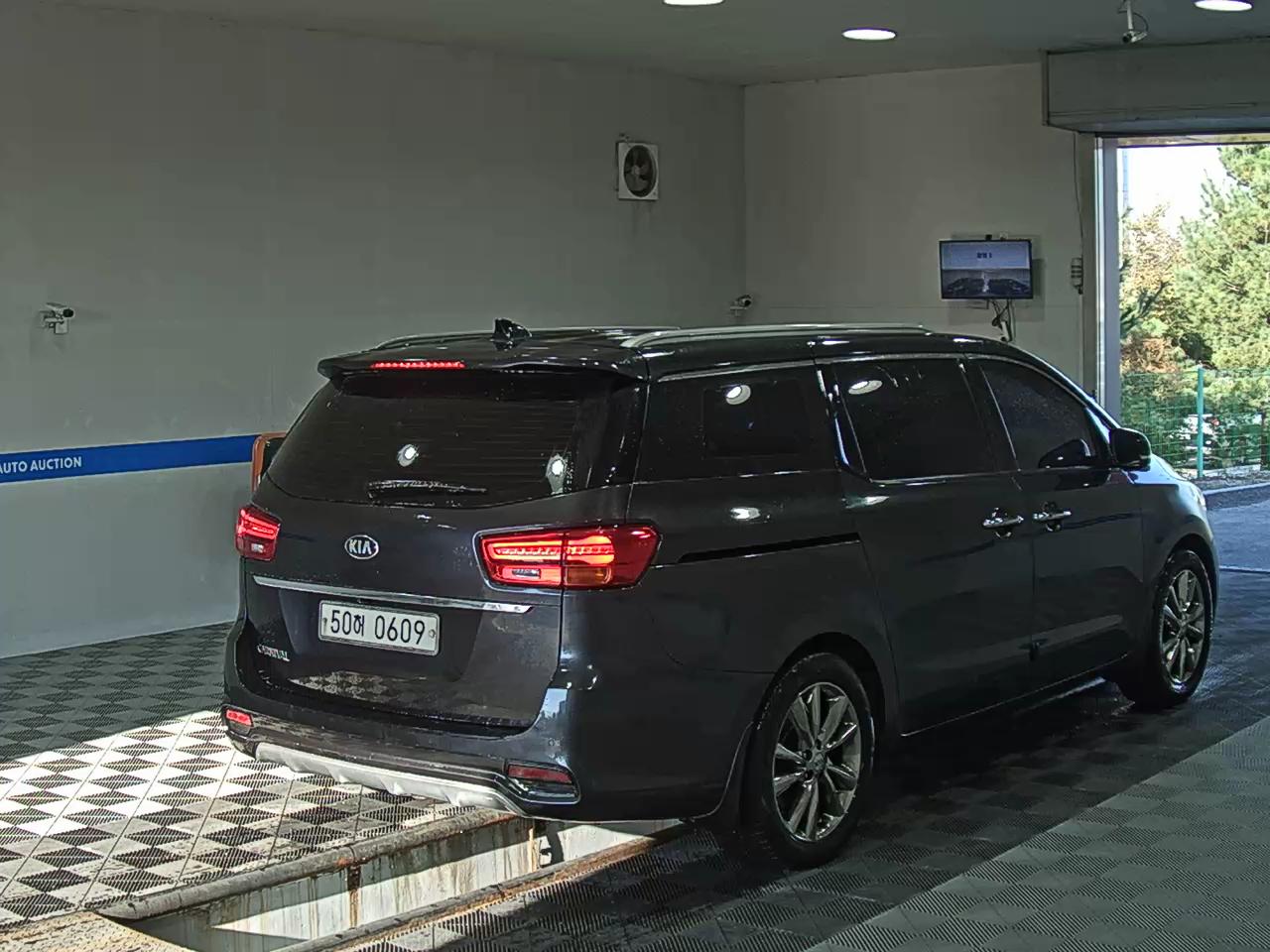 KIA THE NEW CARNIVAL 9-SEATER DIESEL NOBLESSE SPECIAL 2019 - zdjęcie 5