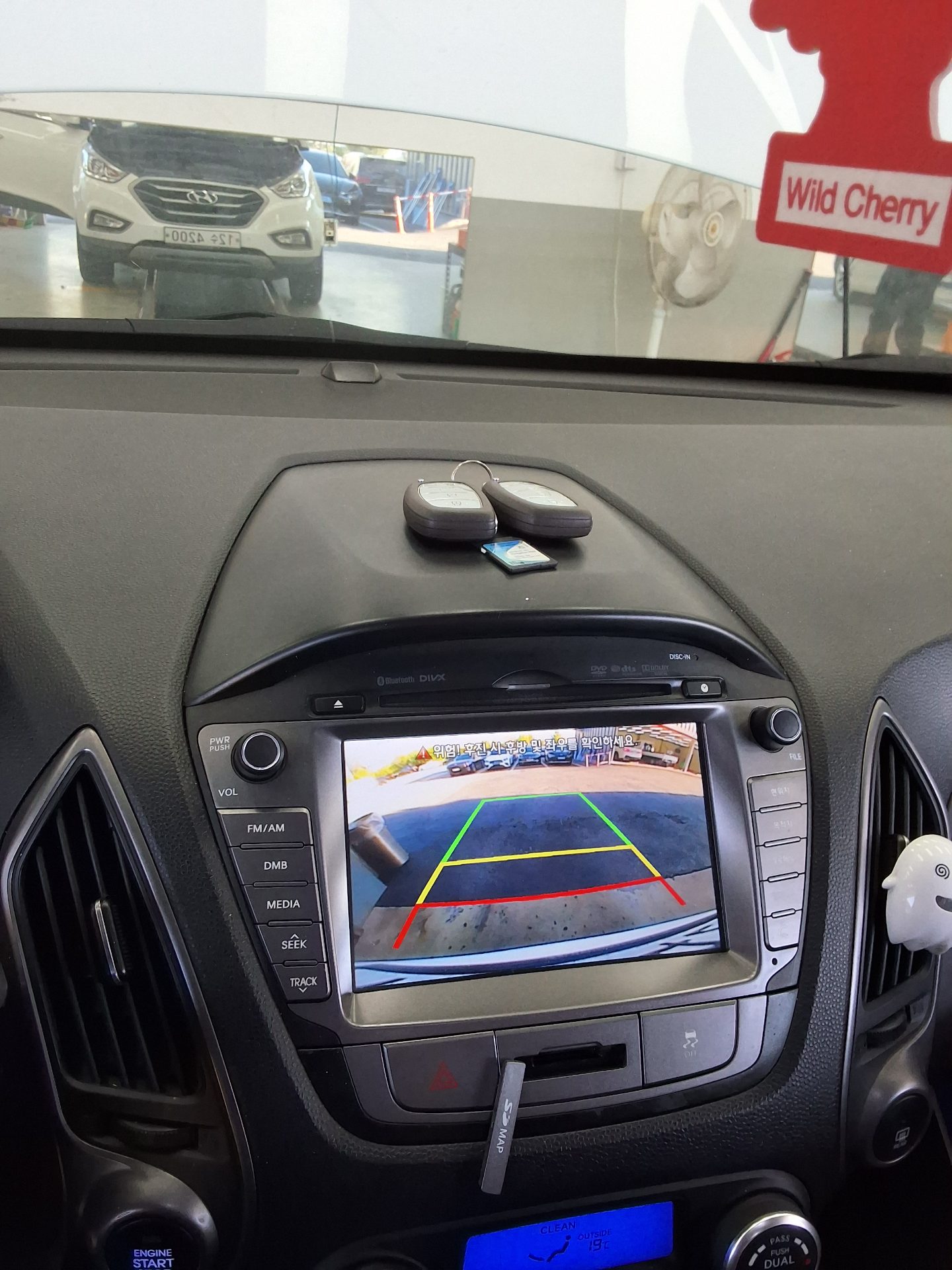 HYUNDAI NEW TUCSON ix DIESEL R2.0 4WD PREMIUM 2014 - zdjęcie 19