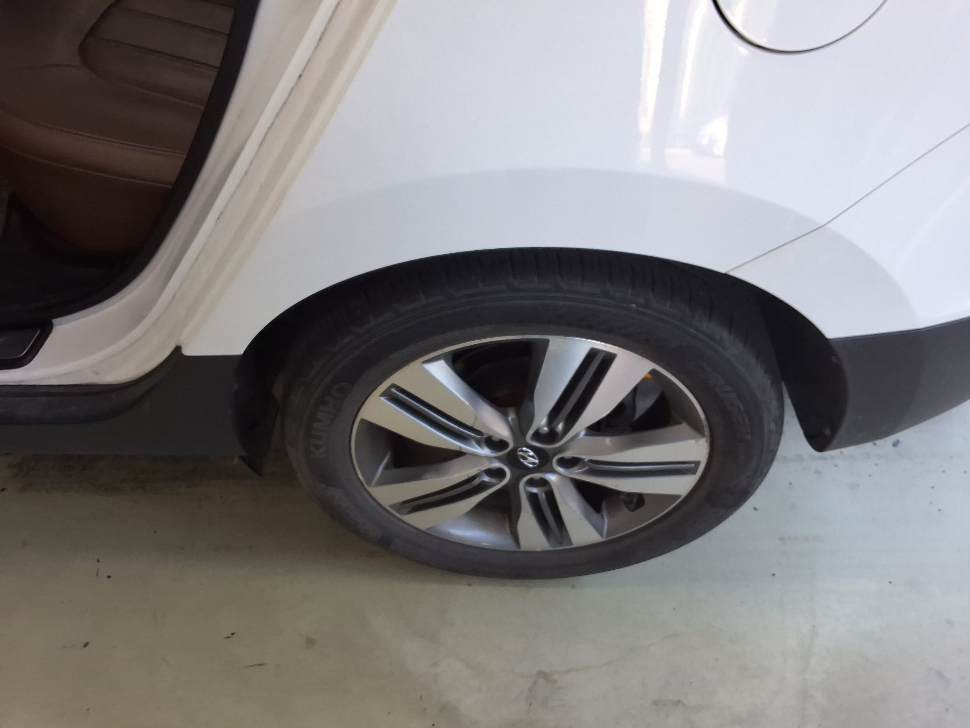 HYUNDAI NEW TUCSON ix DIESEL R2.0 4WD PREMIUM 2014 - zdjęcie 23