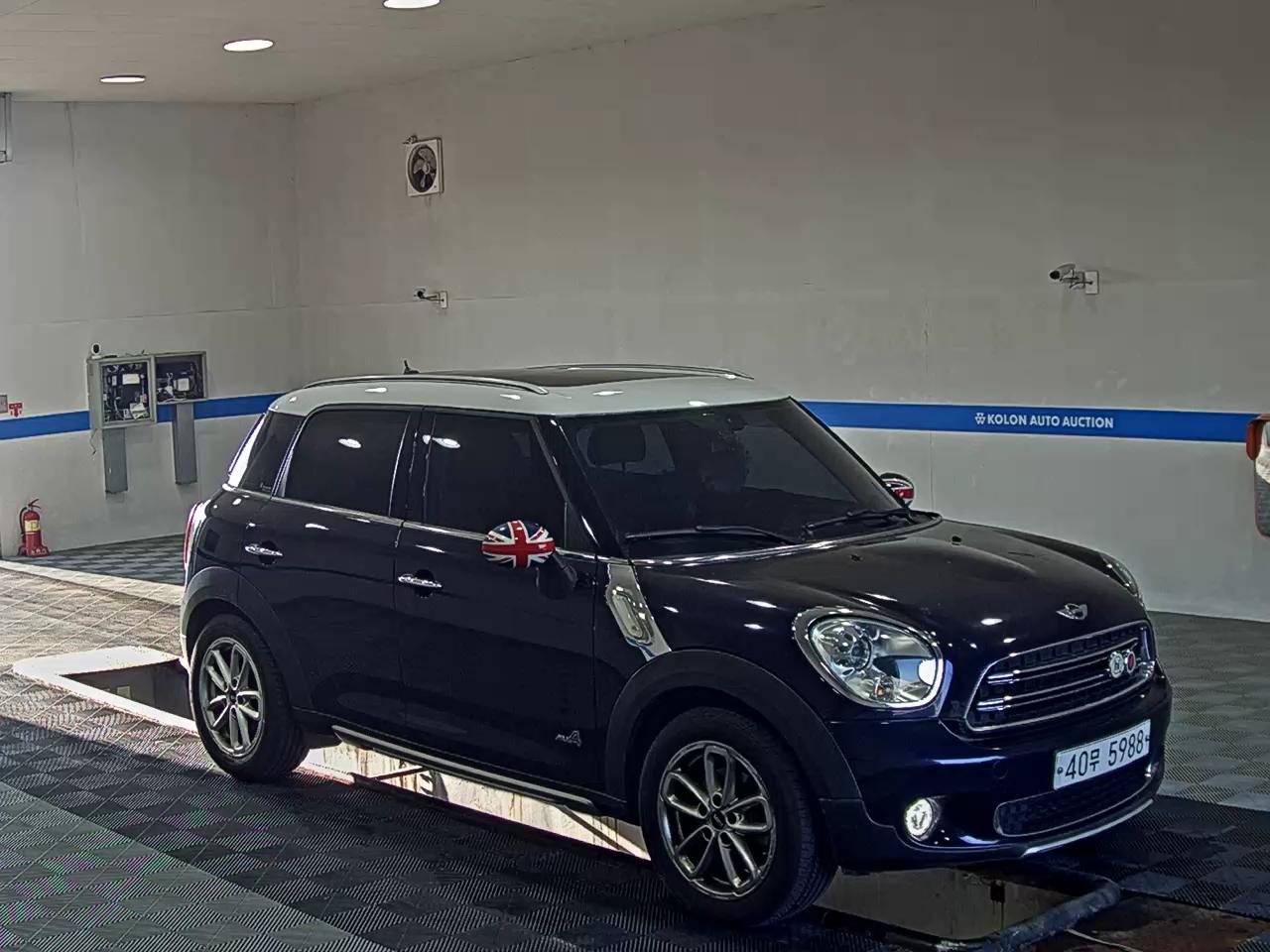 MINI COUNTRYMAN 2.0 D ALL4 2015 - zdjęcie 3
