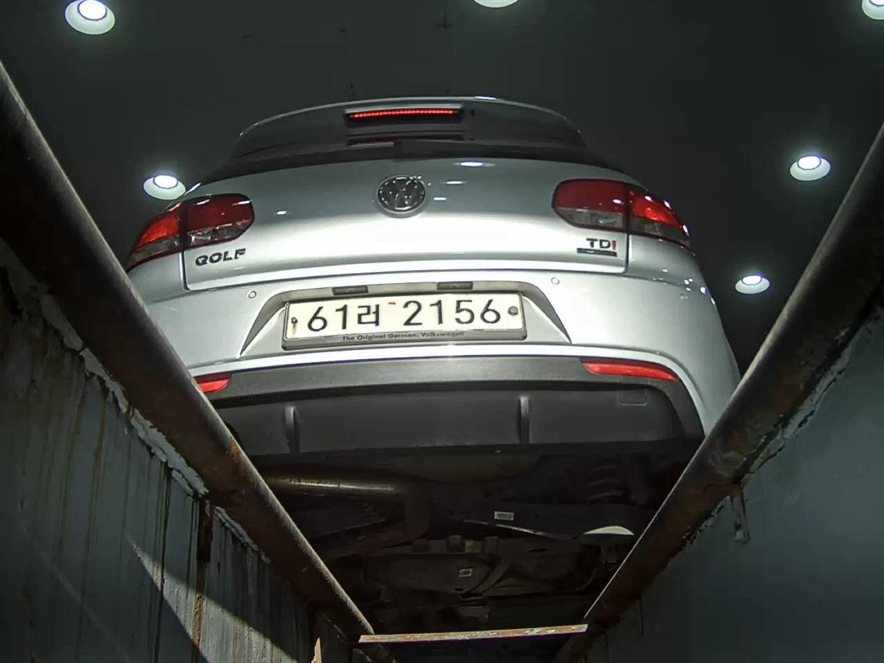 VOLKSWAGEN GOLF (6TH GEN) 1.6 TDI BLUEMOTION STYLE EDITION 2013 - zdjęcie 8