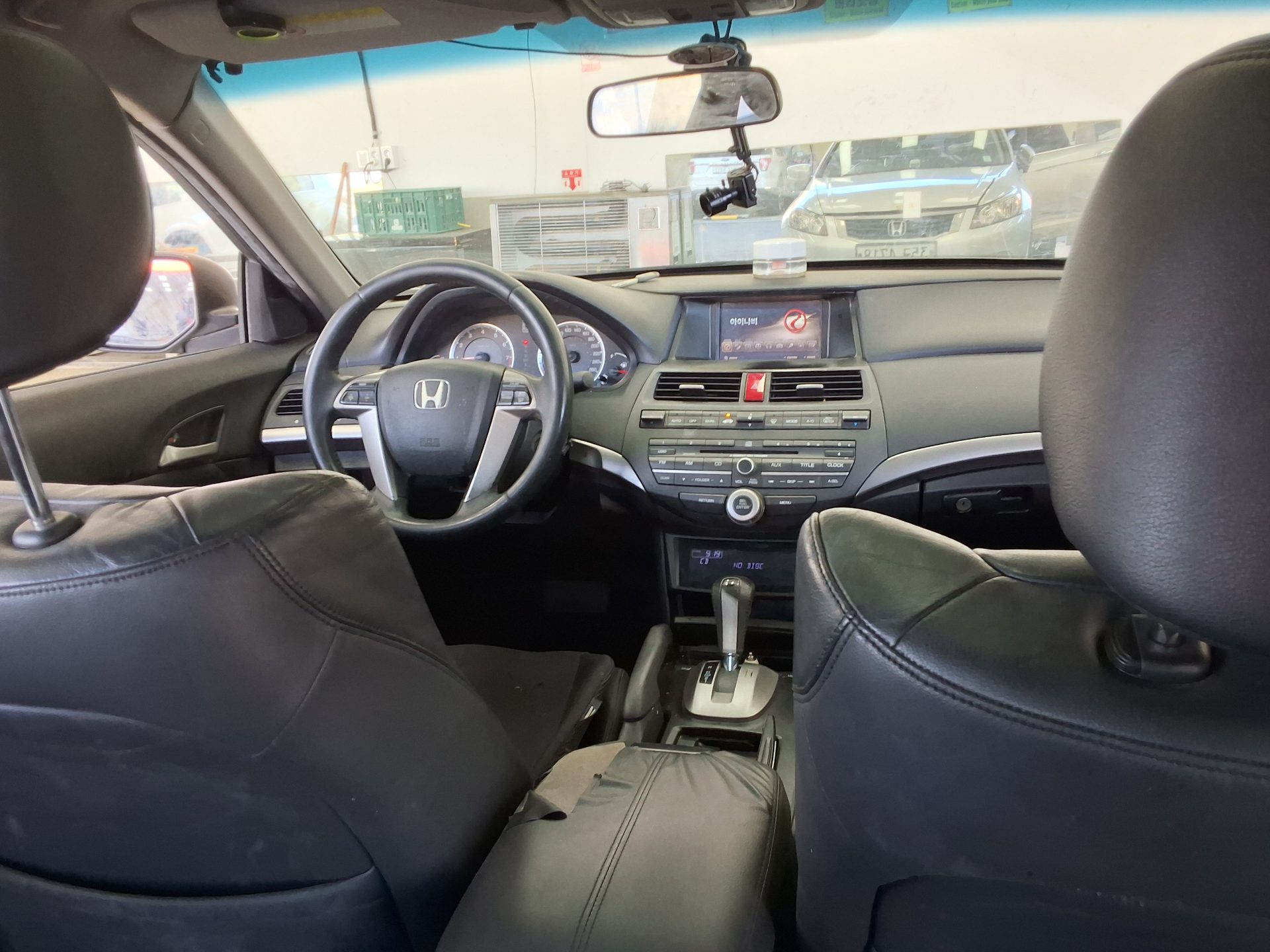 HONDA ACCORD (8TH GEN) 2.4 2009 - zdjęcie 11