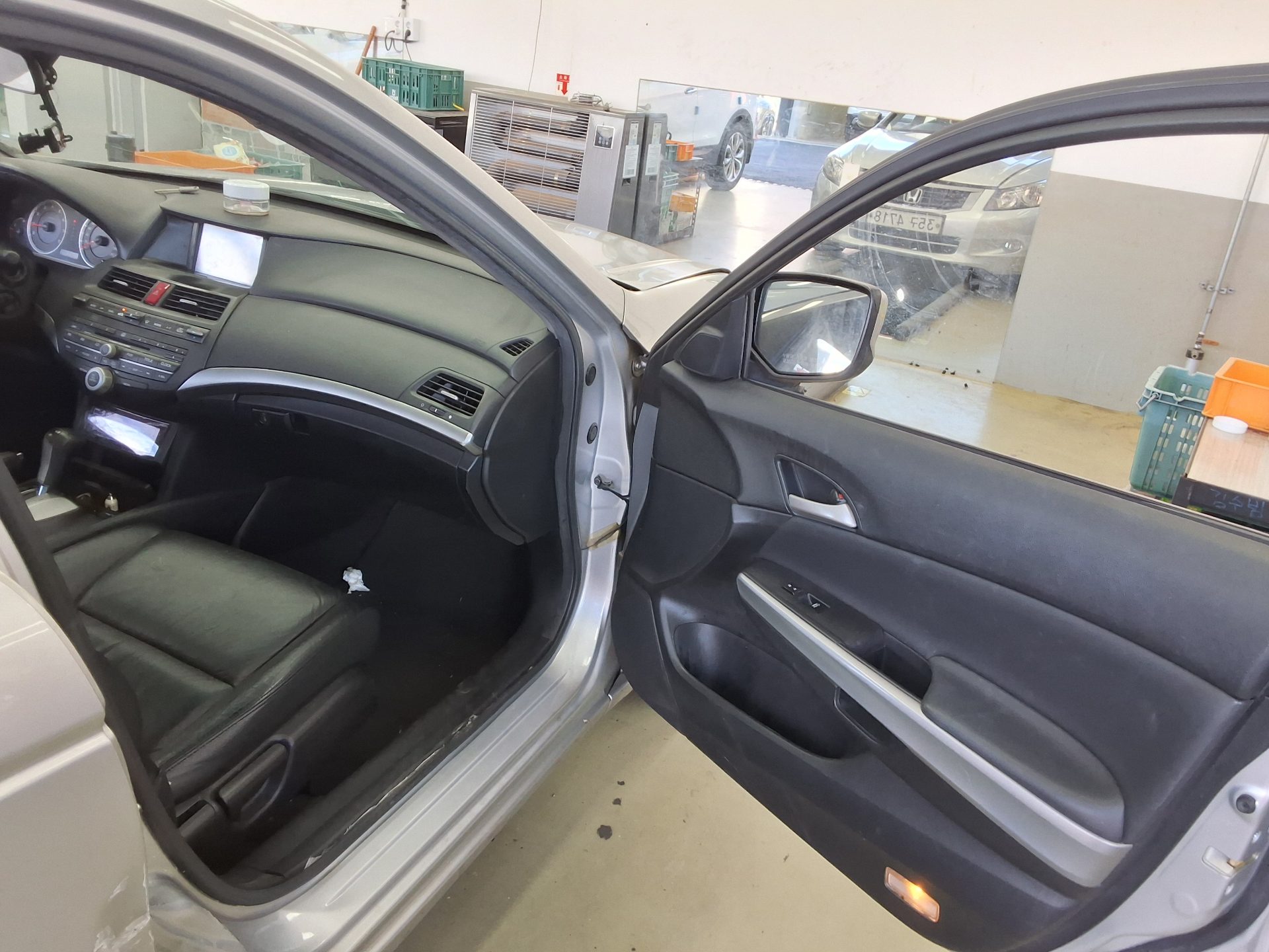 HONDA ACCORD (8TH GEN) 2.4 2009 - zdjęcie 14