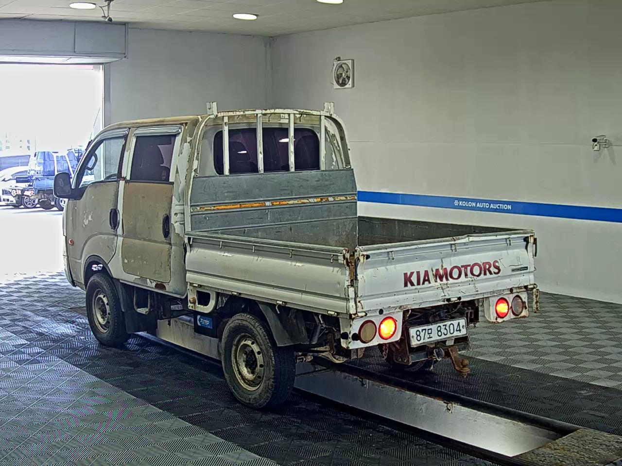 KIA BONGO III CARGO 4WD DOUBLE CAB LONG WHEELBASE 2016 - zdjęcie 6