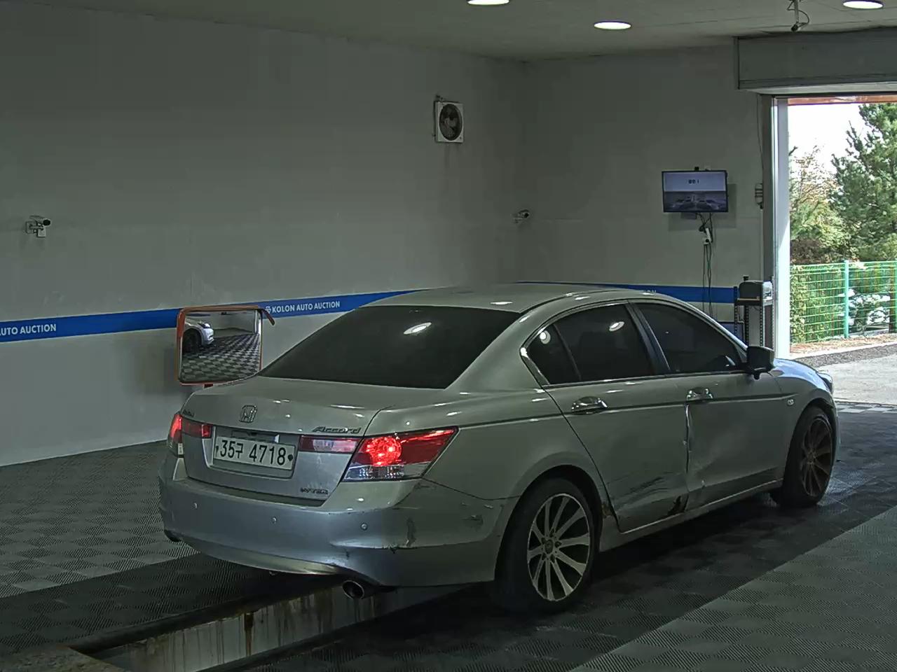 HONDA ACCORD (8TH GEN) 2.4 2009 - zdjęcie 5