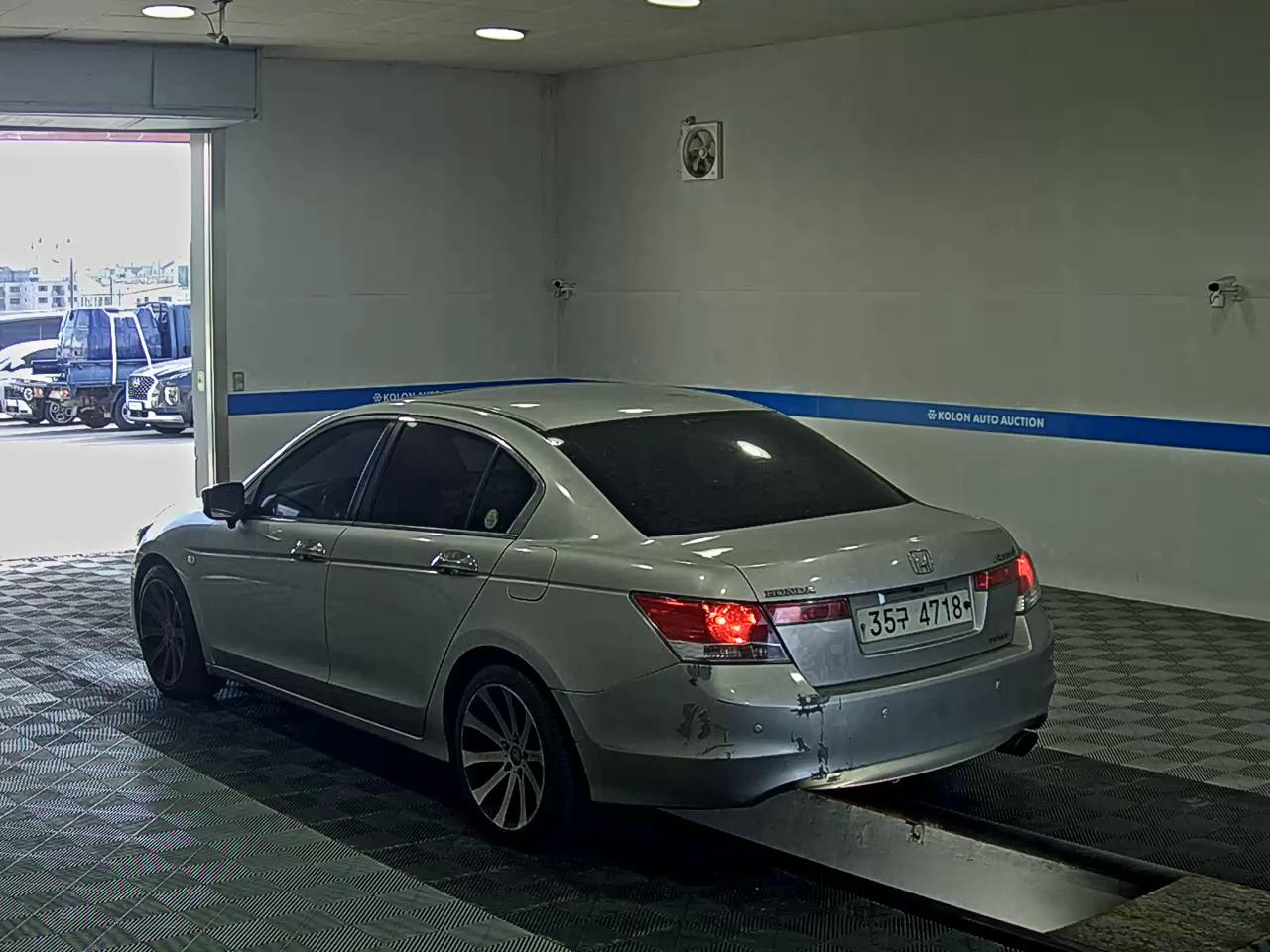 HONDA ACCORD (8TH GEN) 2.4 2009 - zdjęcie 6