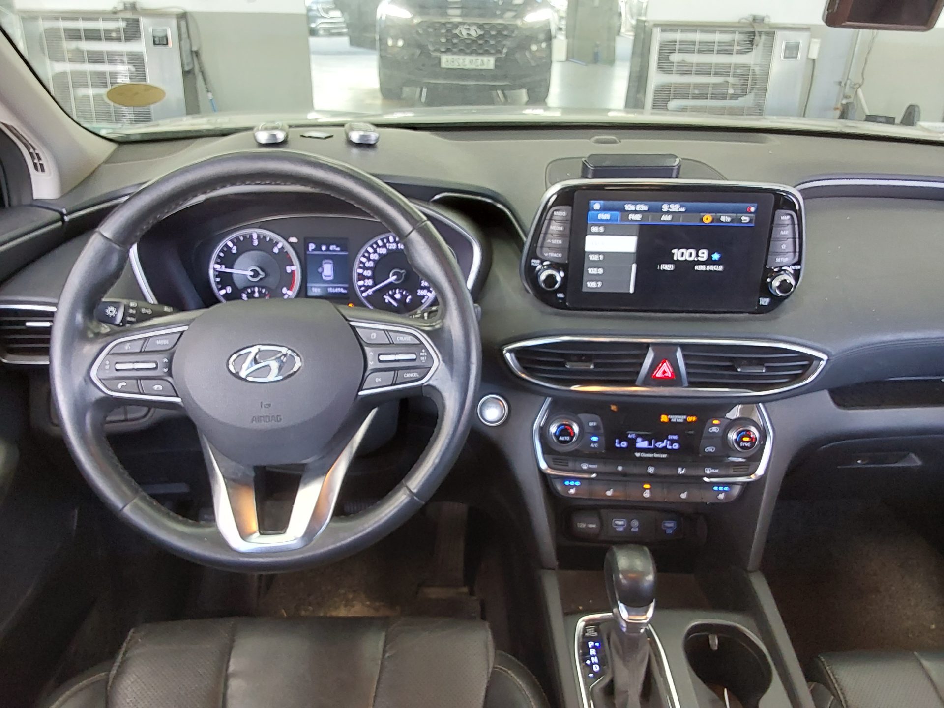 HYUNDAI SANTA FE (TM) R2.0 2WD PREMIUM 2020 - zdjęcie 11
