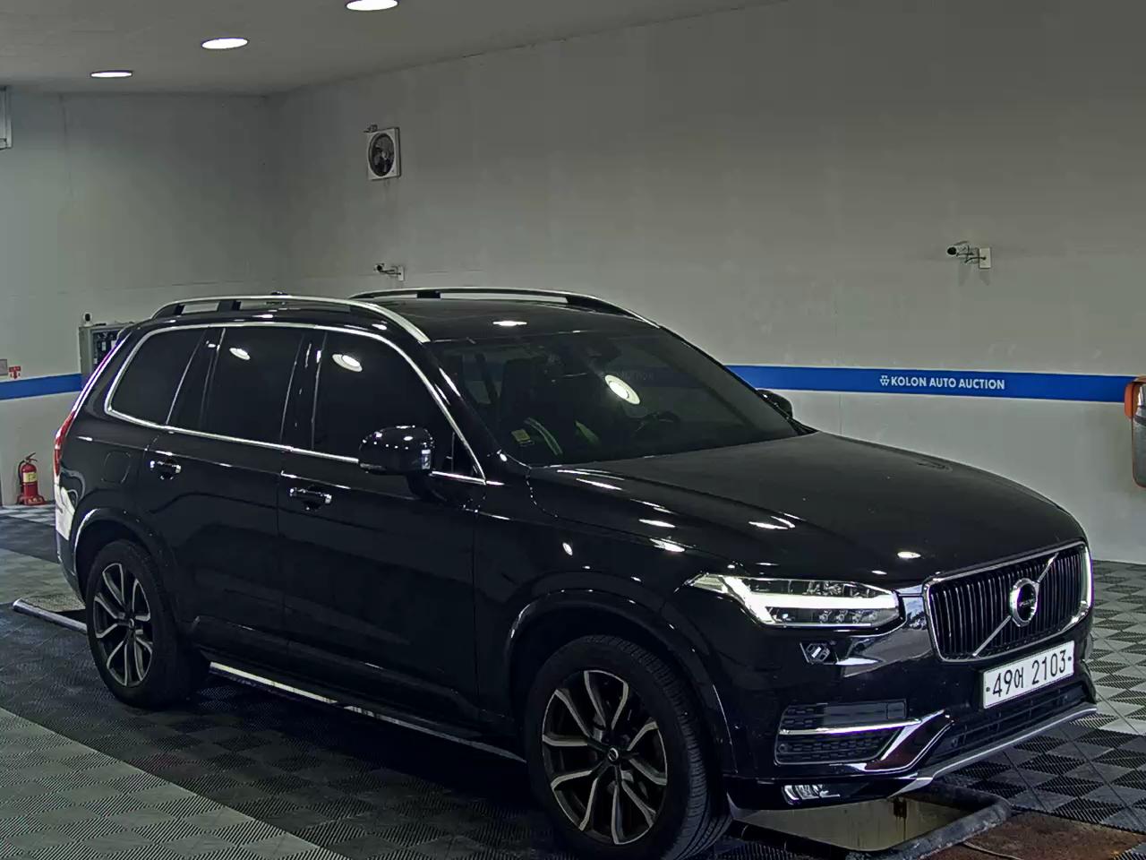 VOLVO XC90 (2ND GEN) D5 AWD MOMENTUM 2017 - zdjęcie 3