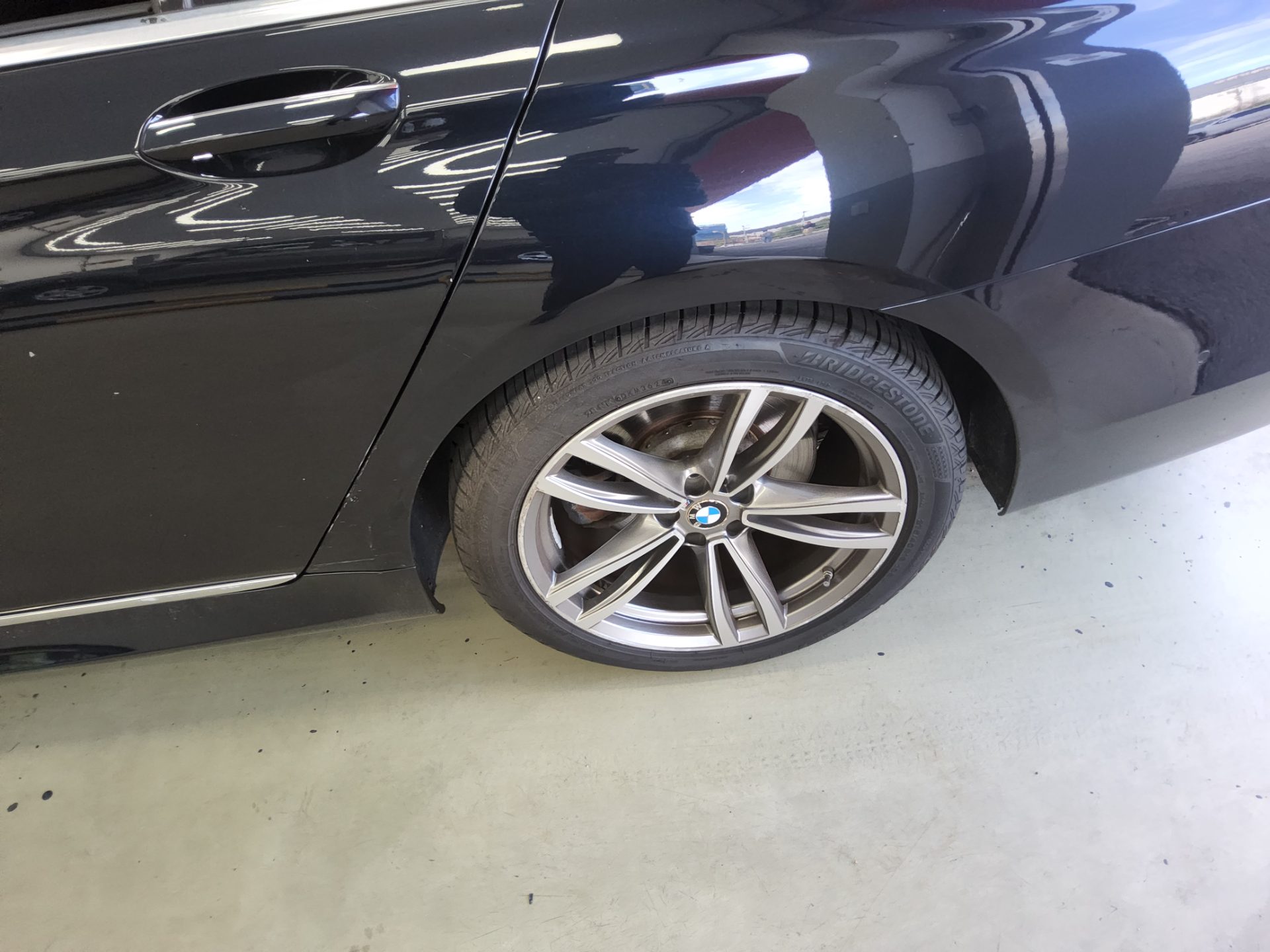 BMW 7 SERIES (6TH GEN) 740Li xDRIVE M SPORT PACK 2017 - zdjęcie 25