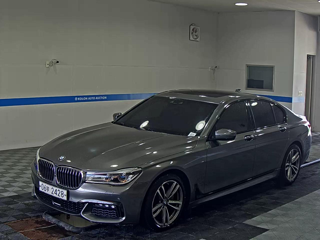 BMW 7 SERIES (6TH GEN) 740d xDRIVE M SPORT 2018 - zdjęcie 2