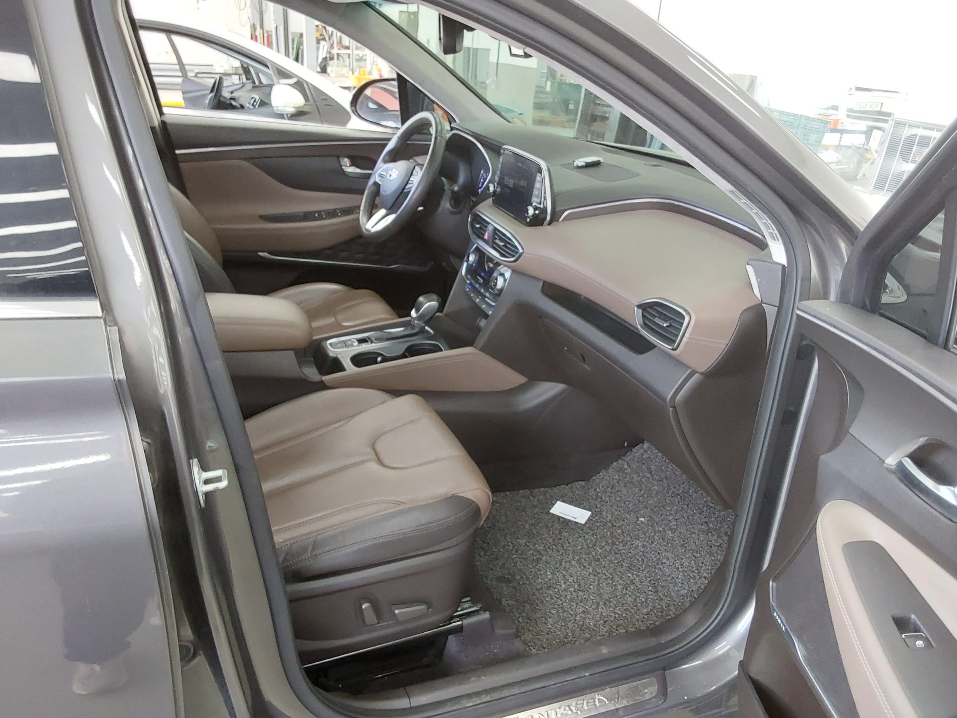HYUNDAI SANTA FE (TM) R2.2 4WD PRESTIGE 2019 - zdjęcie 15