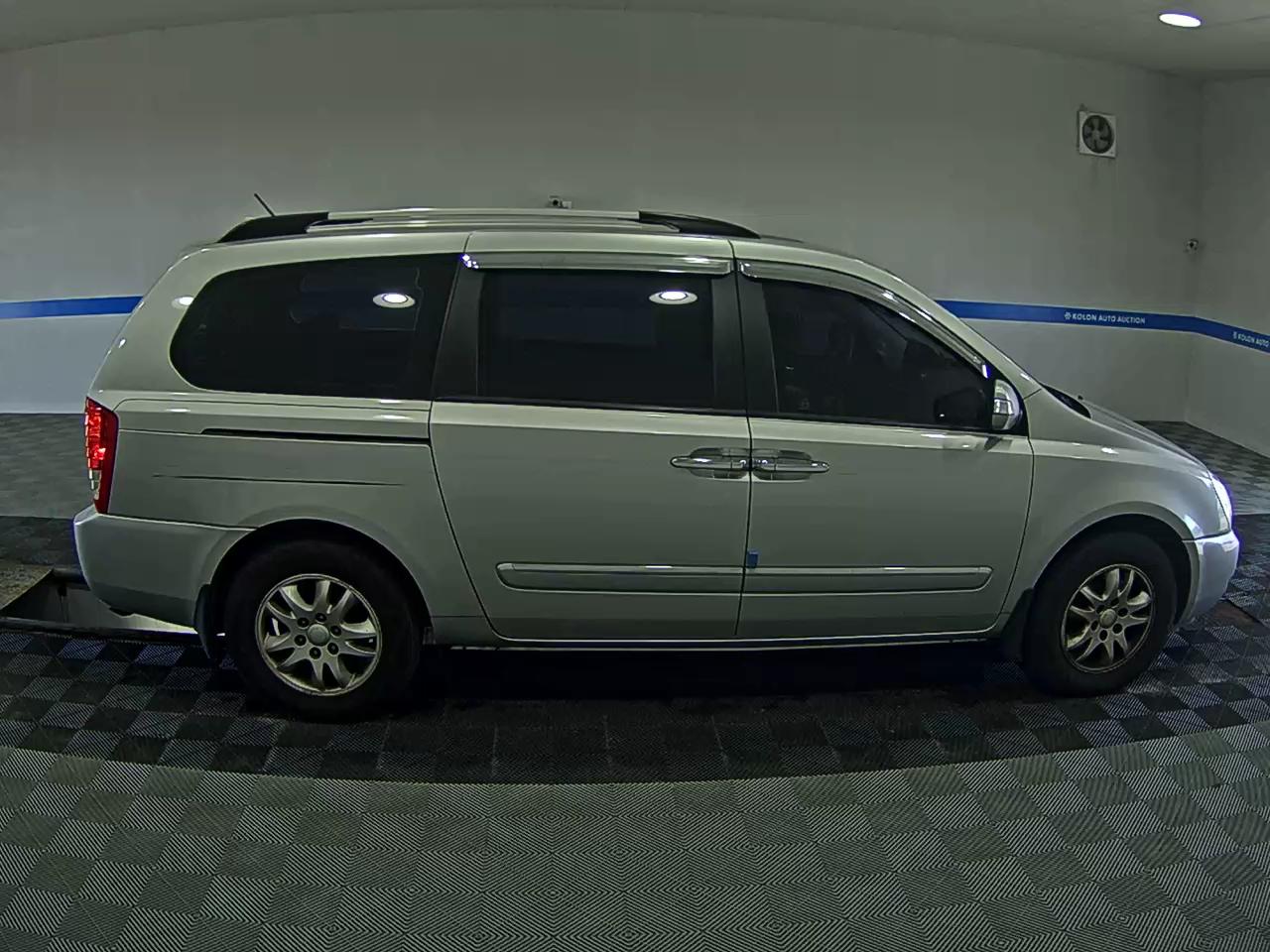 KIA CARNIVAL R 11-SEATER DIESEL GLX PREMIUM 2012 - zdjęcie 4