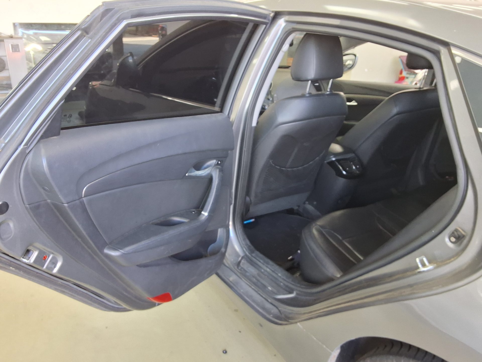 HYUNDAI i40 SALLOON 1.7 VGT MODERN 2012 - zdjęcie 12
