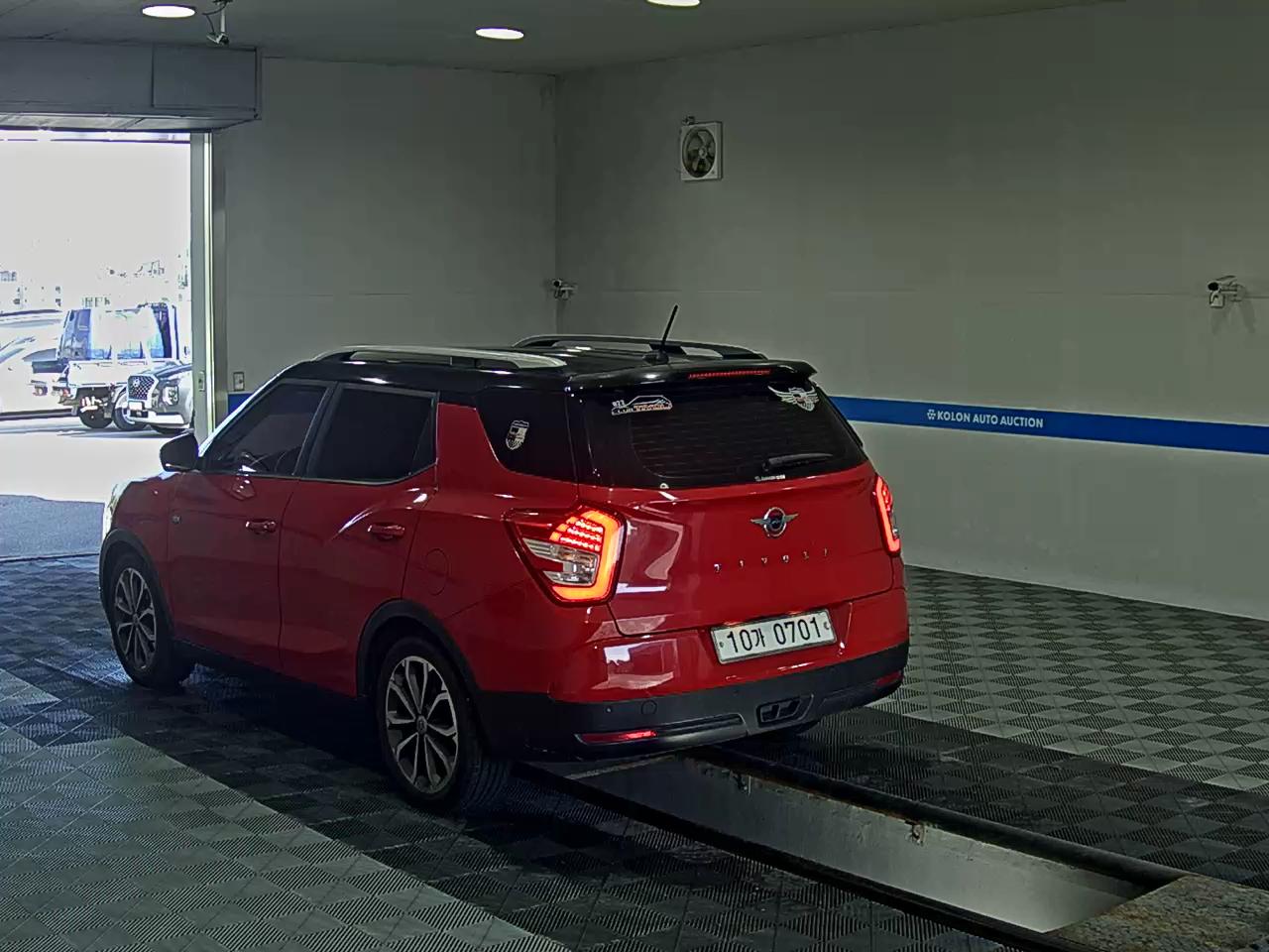 KG MOBILITY (SSANGYONG) TIVOLI AIR DIESEL 2WD RX 2016 - zdjęcie 6