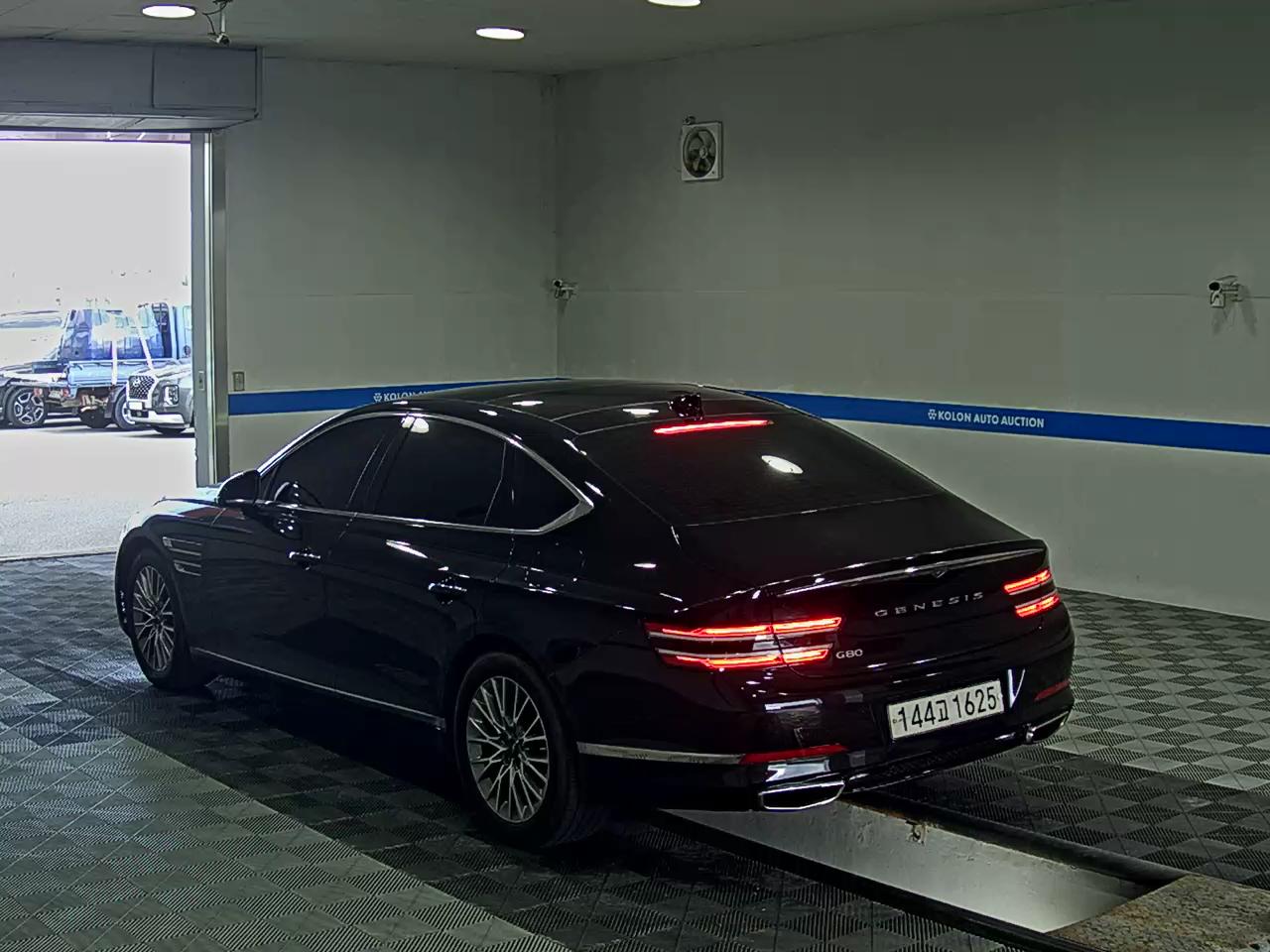 GENESIS THE ALL NEW G80 GASOLINE 2.5 2WD BASE MODEL 2021 - zdjęcie 6
