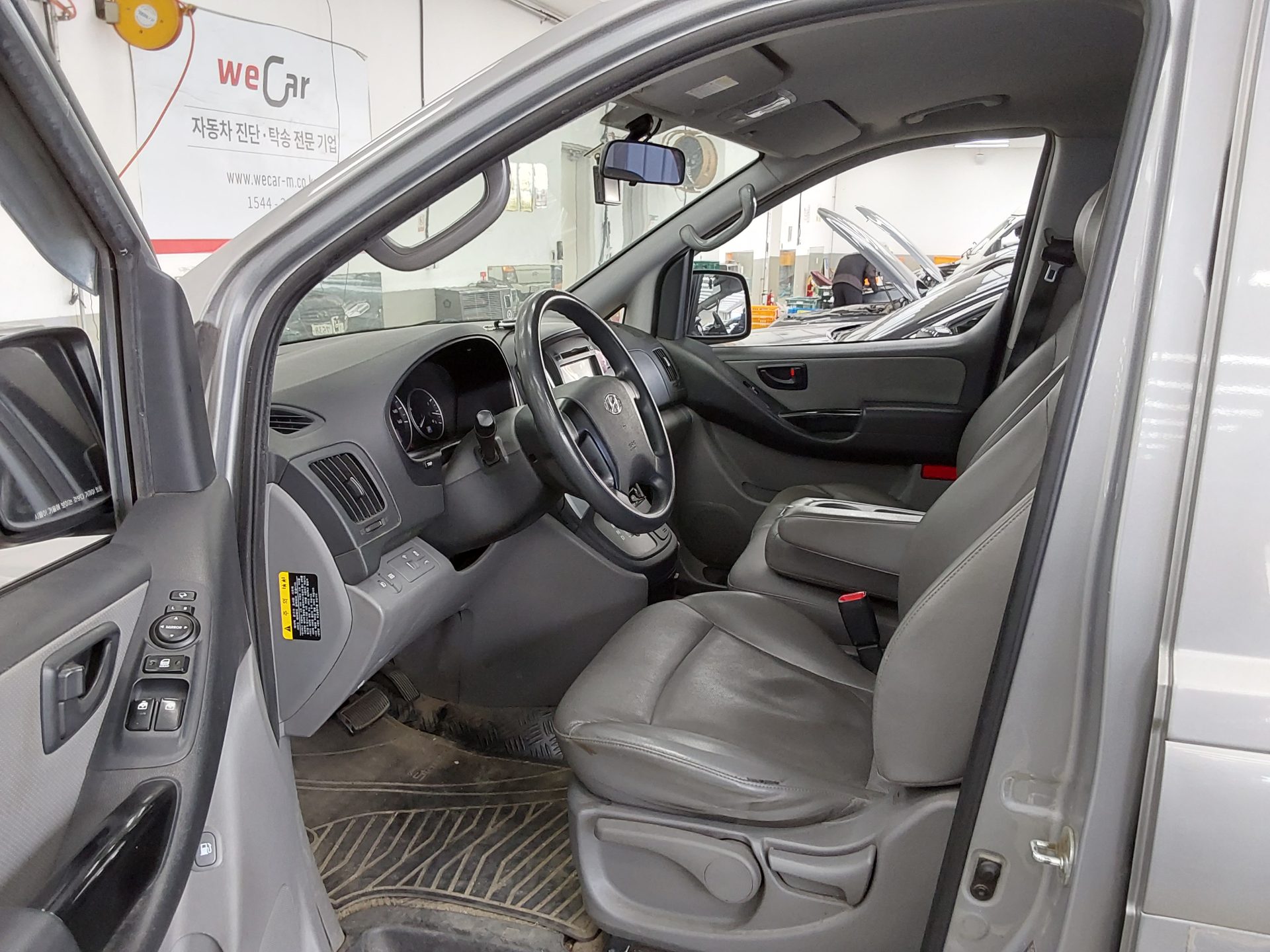 HYUNDAI GRAND STAREX 12-SEATER DIESEL SMART 2017 - zdjęcie 10